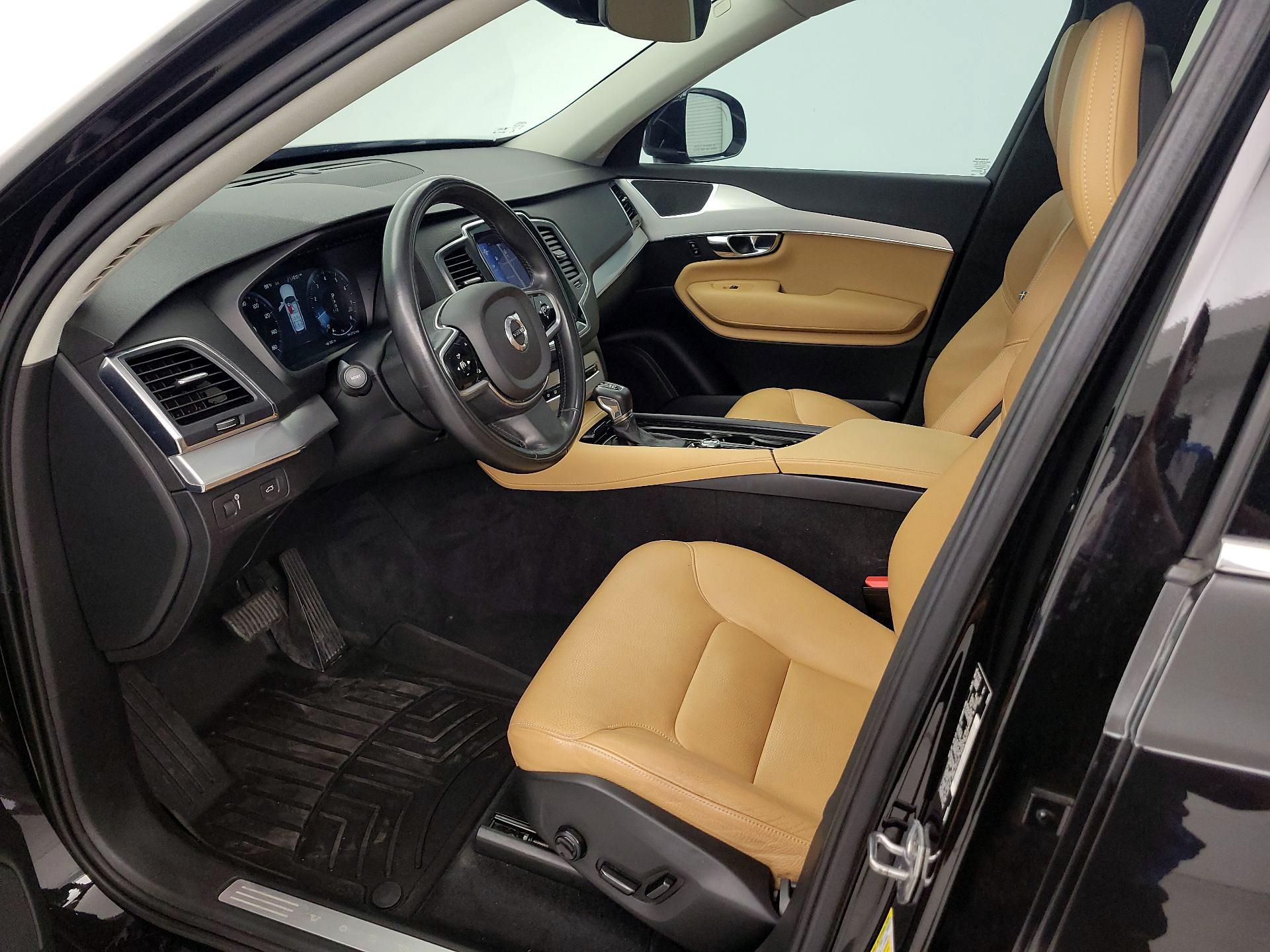 Thumbnail: 2016 Volvo XC90 - 11