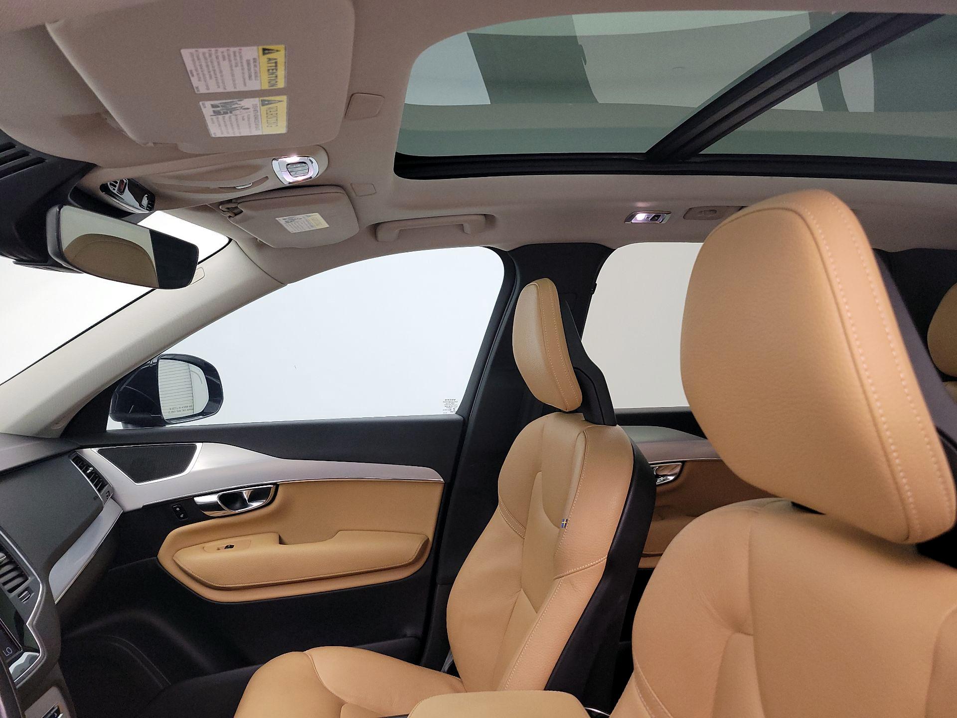 Thumbnail: 2016 Volvo XC90 - 20