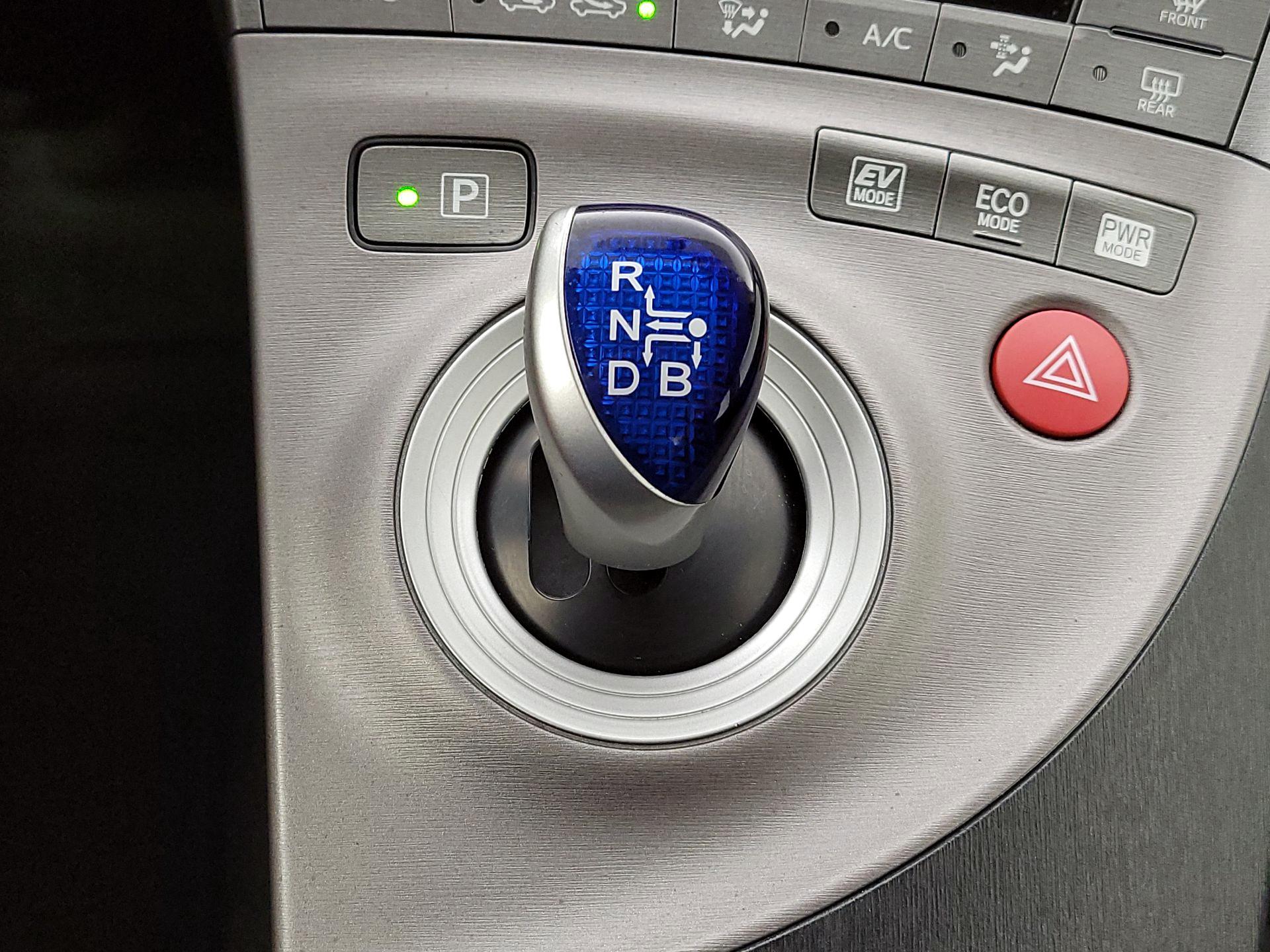 Thumbnail: 2013 Toyota Prius - 16
