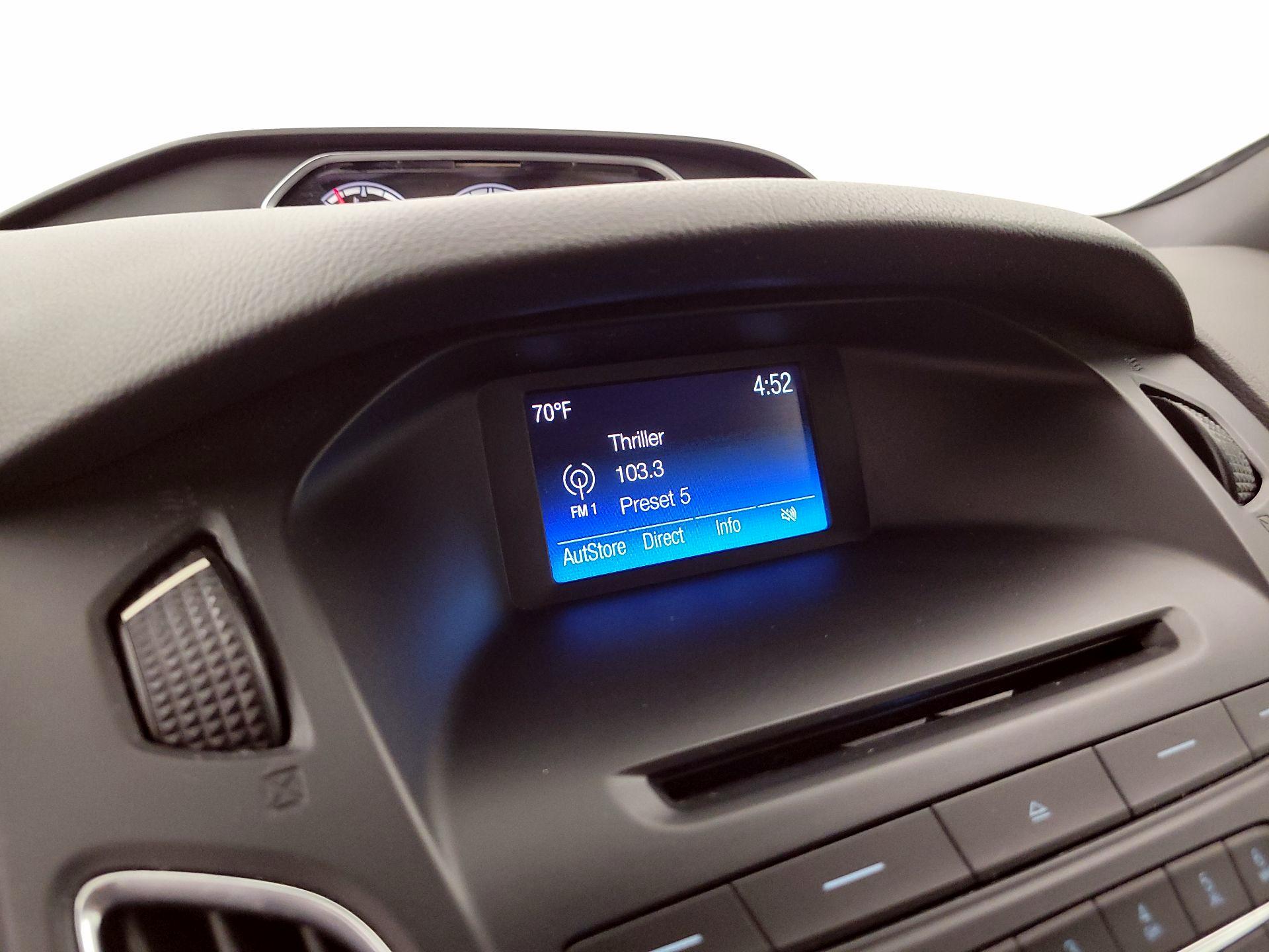 Thumbnail: 2016 Ford Focus - 15