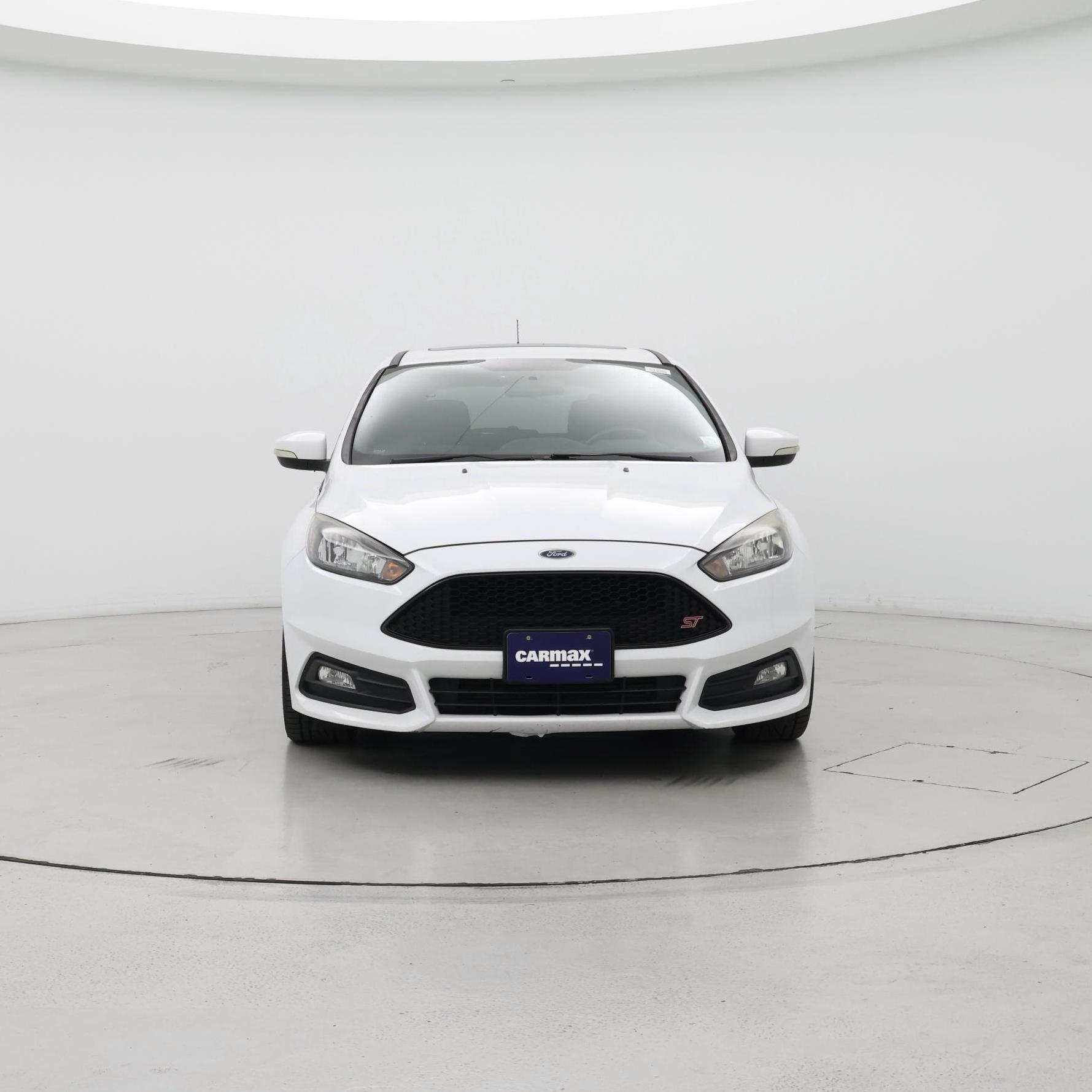 Thumbnail: 2016 Ford Focus - 5