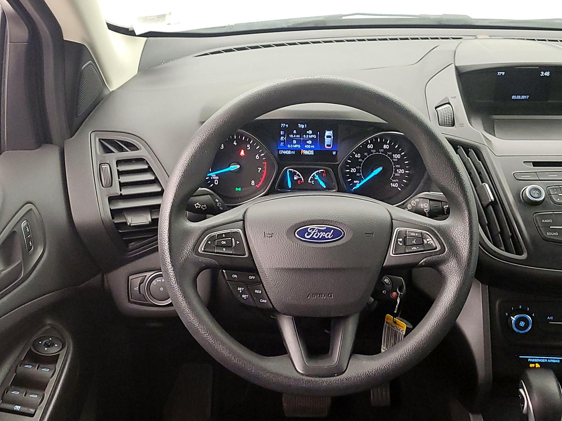 Thumbnail: 2017 Ford Escape - 10