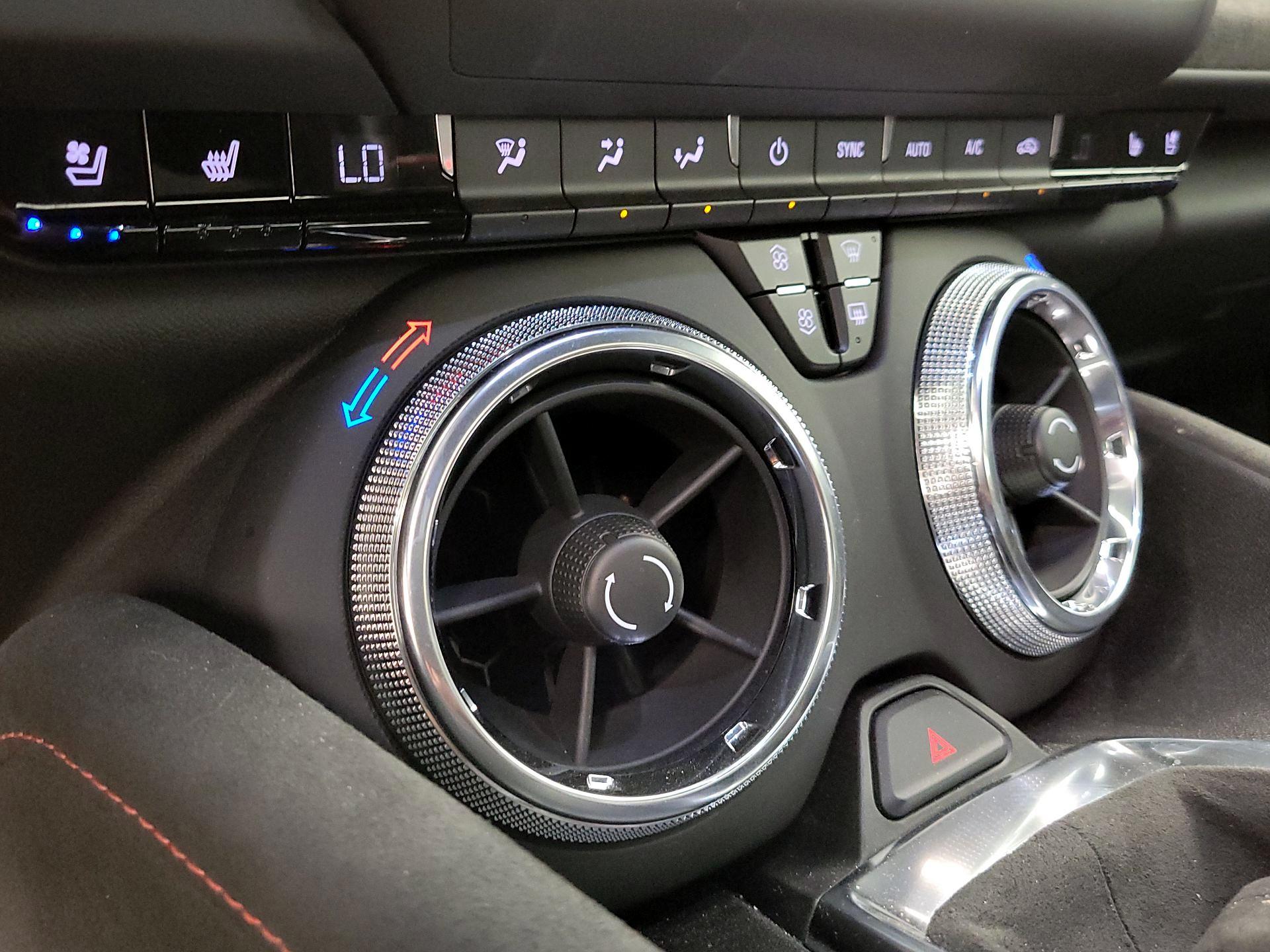 Thumbnail: 2019 Chevrolet Camaro - 16