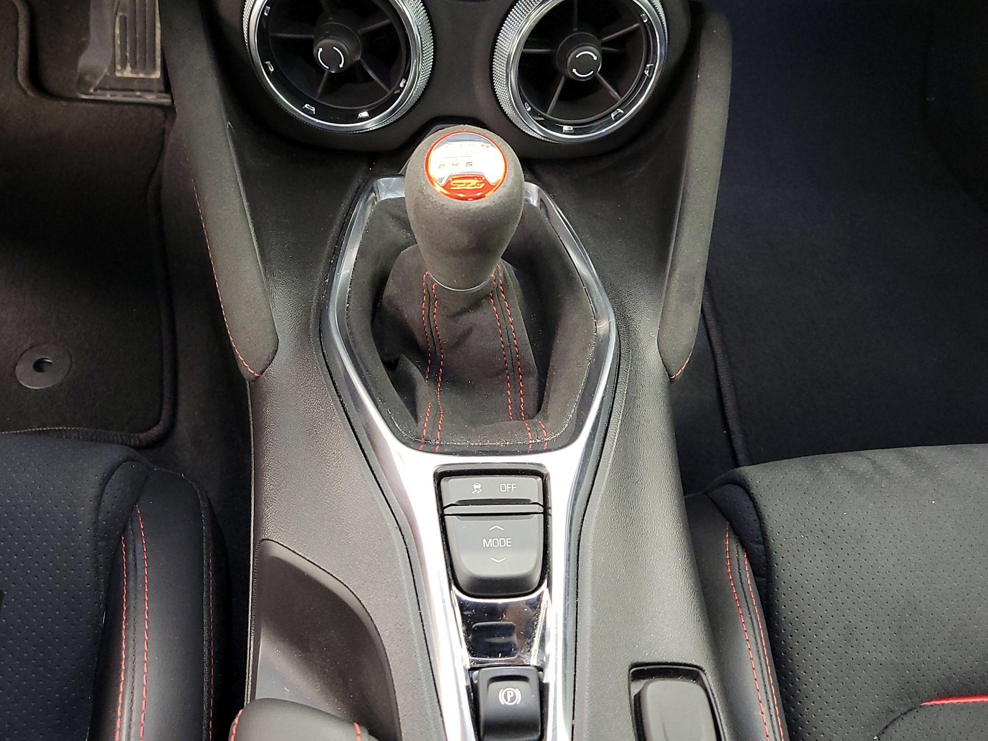 Thumbnail: 2019 Chevrolet Camaro - 17