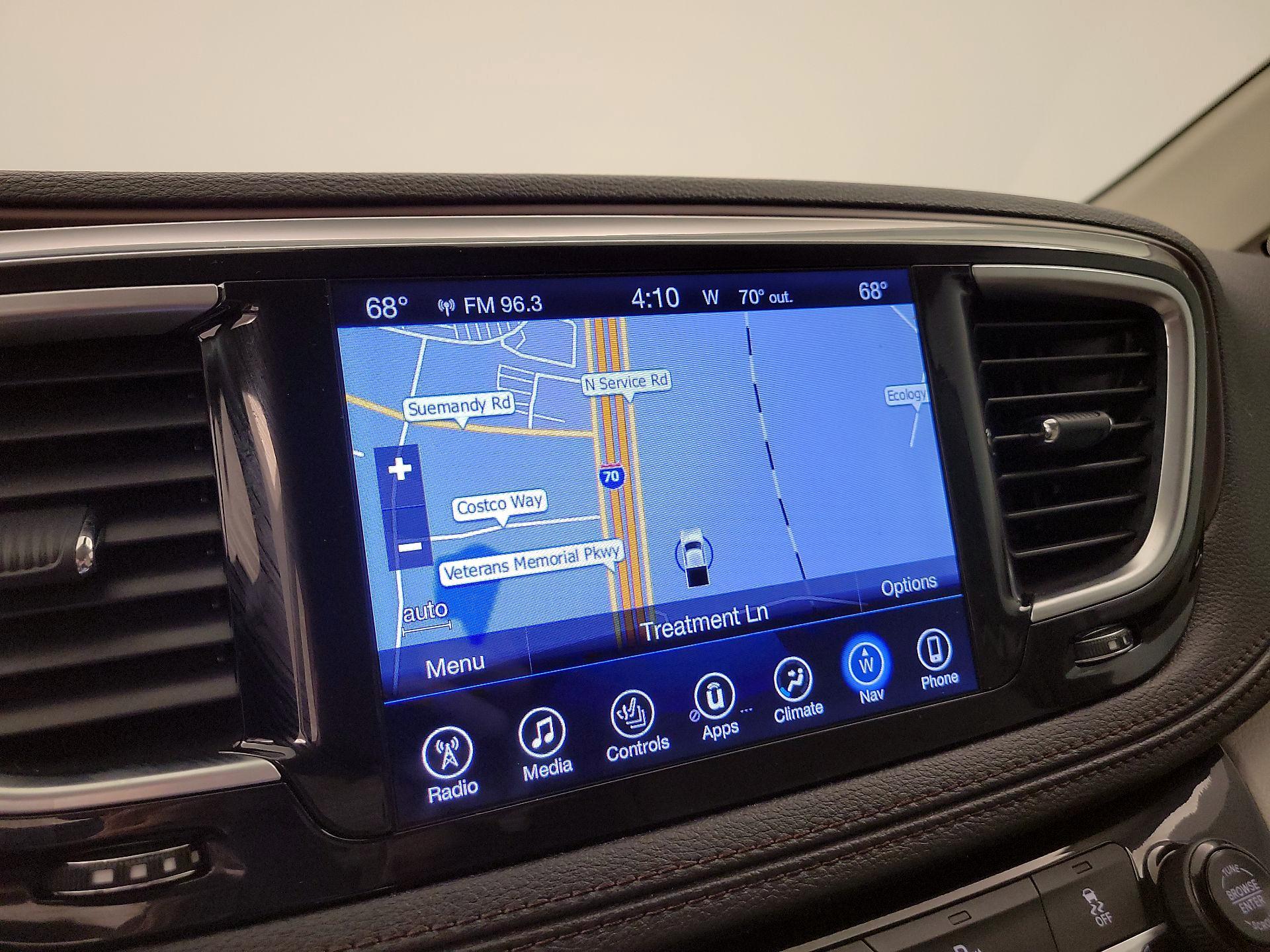 Thumbnail: 2017 Chrysler Pacifica - 14
