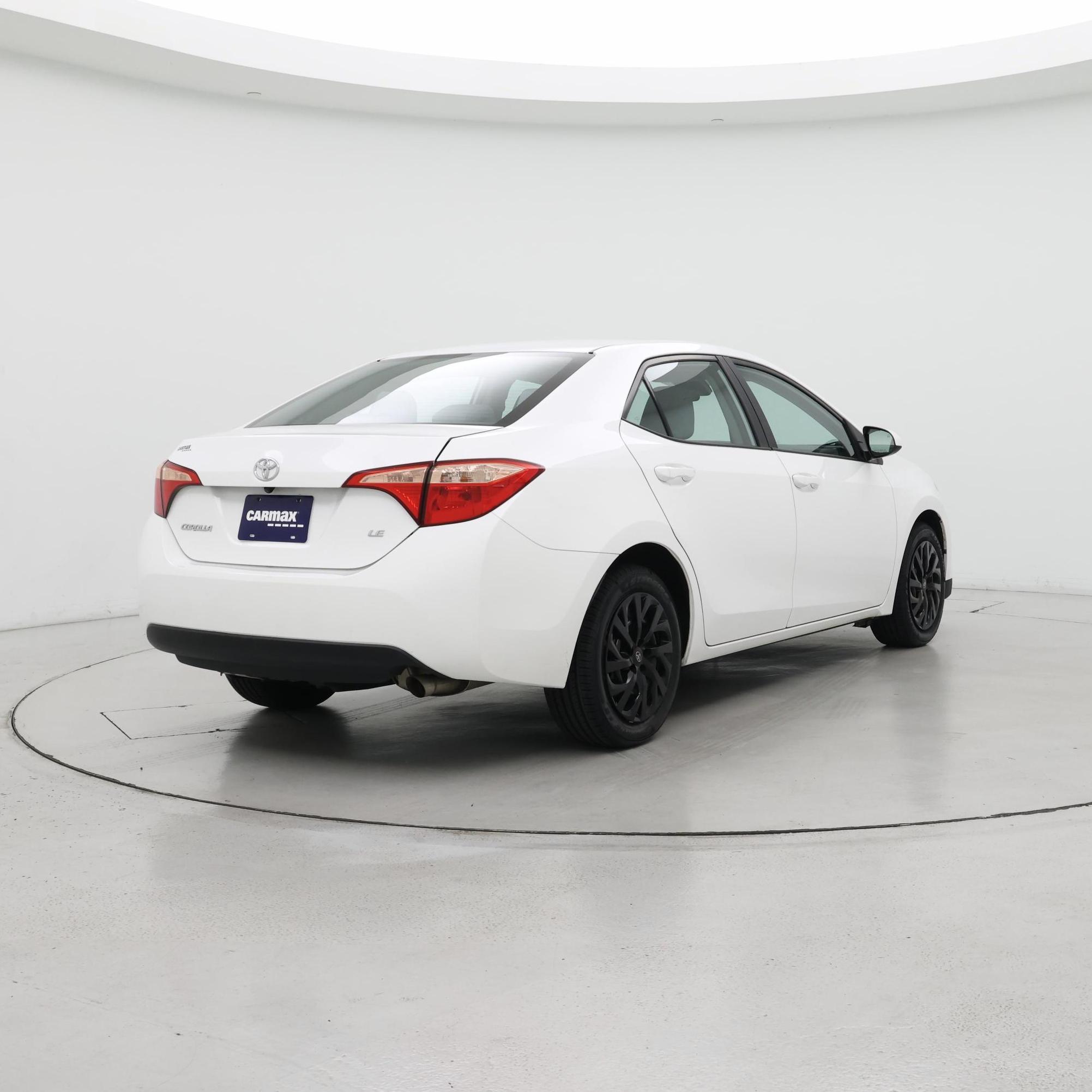 Thumbnail: 2018 Toyota Corolla - 8