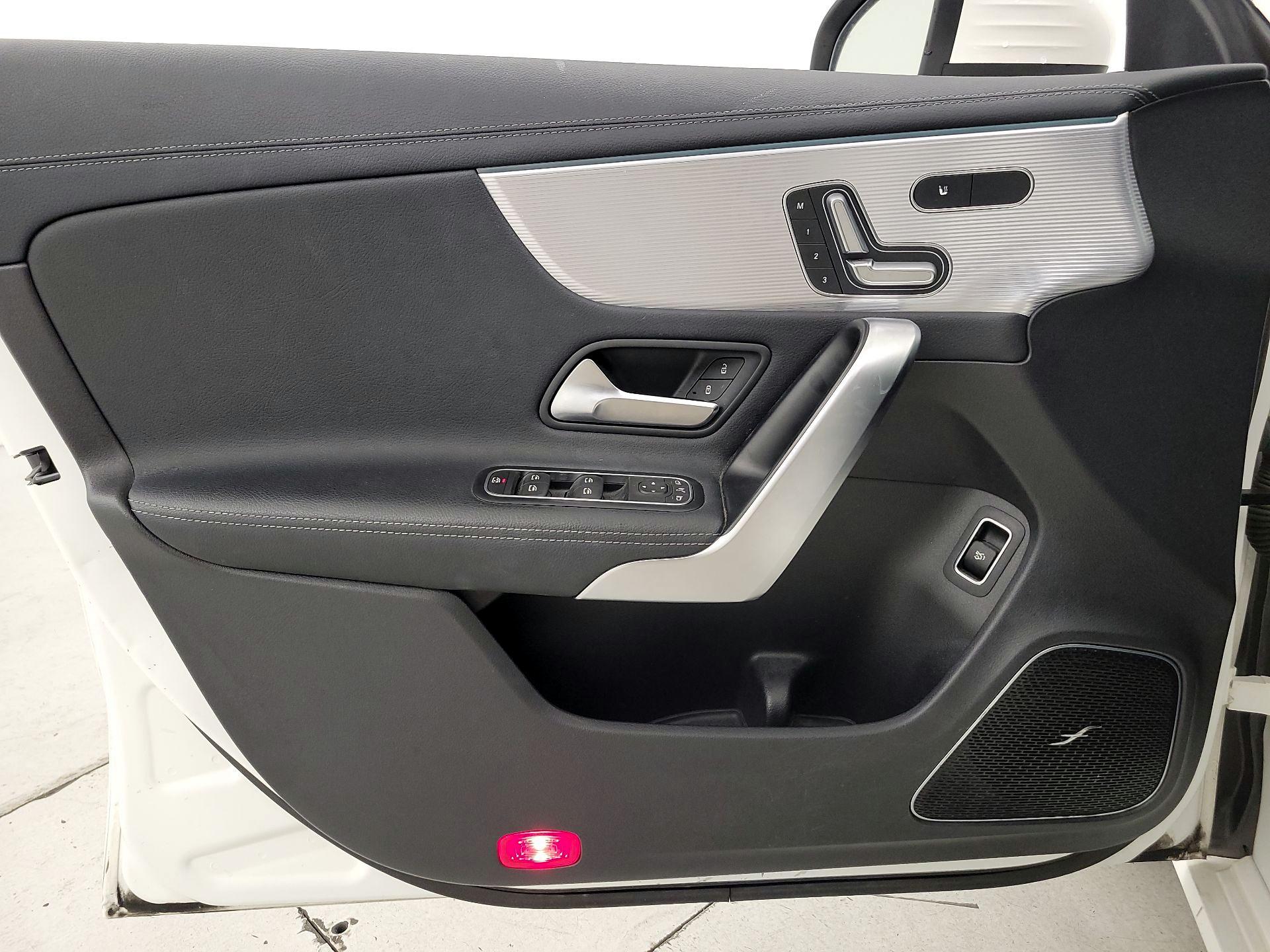 Thumbnail: 2020 Mercedes-Benz CLA - 12