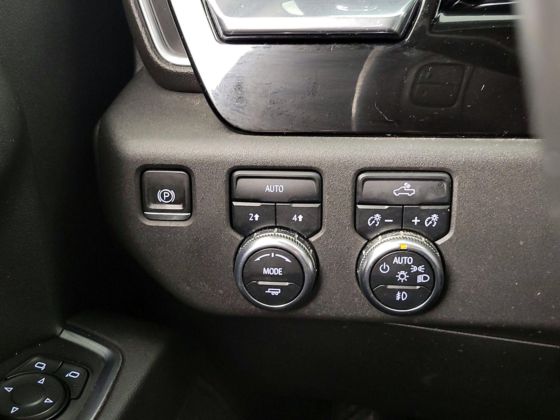 Thumbnail: 2023 GMC Sierra 1500 - 13