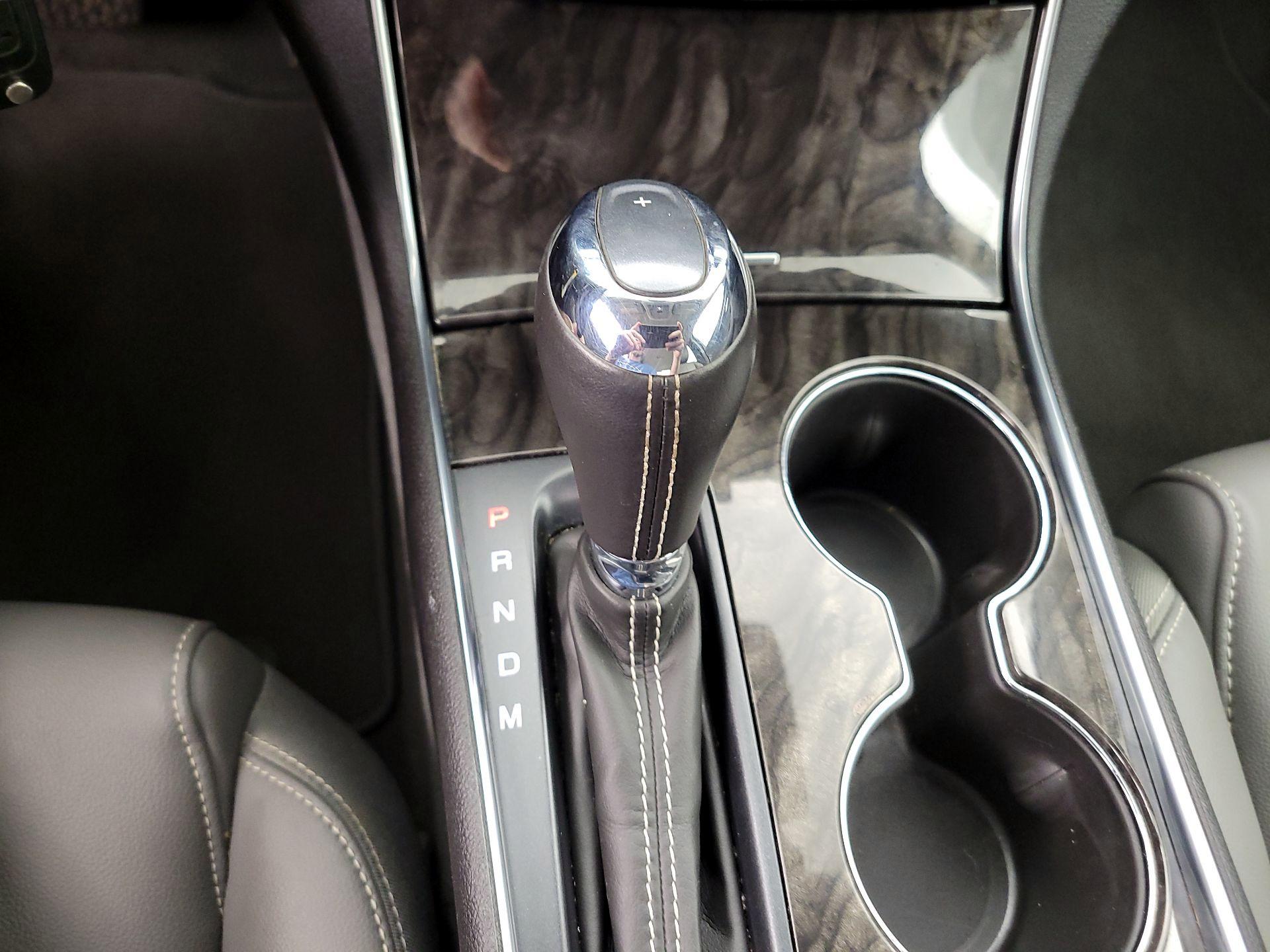 Thumbnail: 2015 Chevrolet Impala - 17