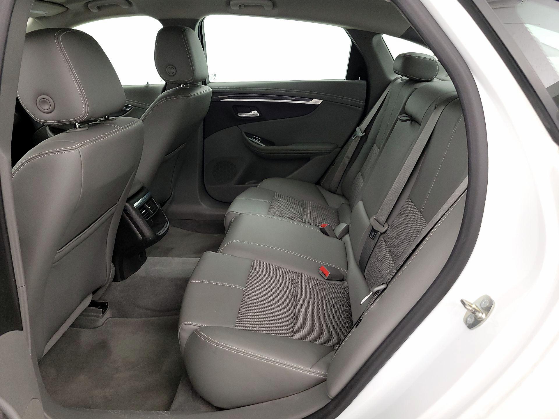 Thumbnail: 2015 Chevrolet Impala - 19