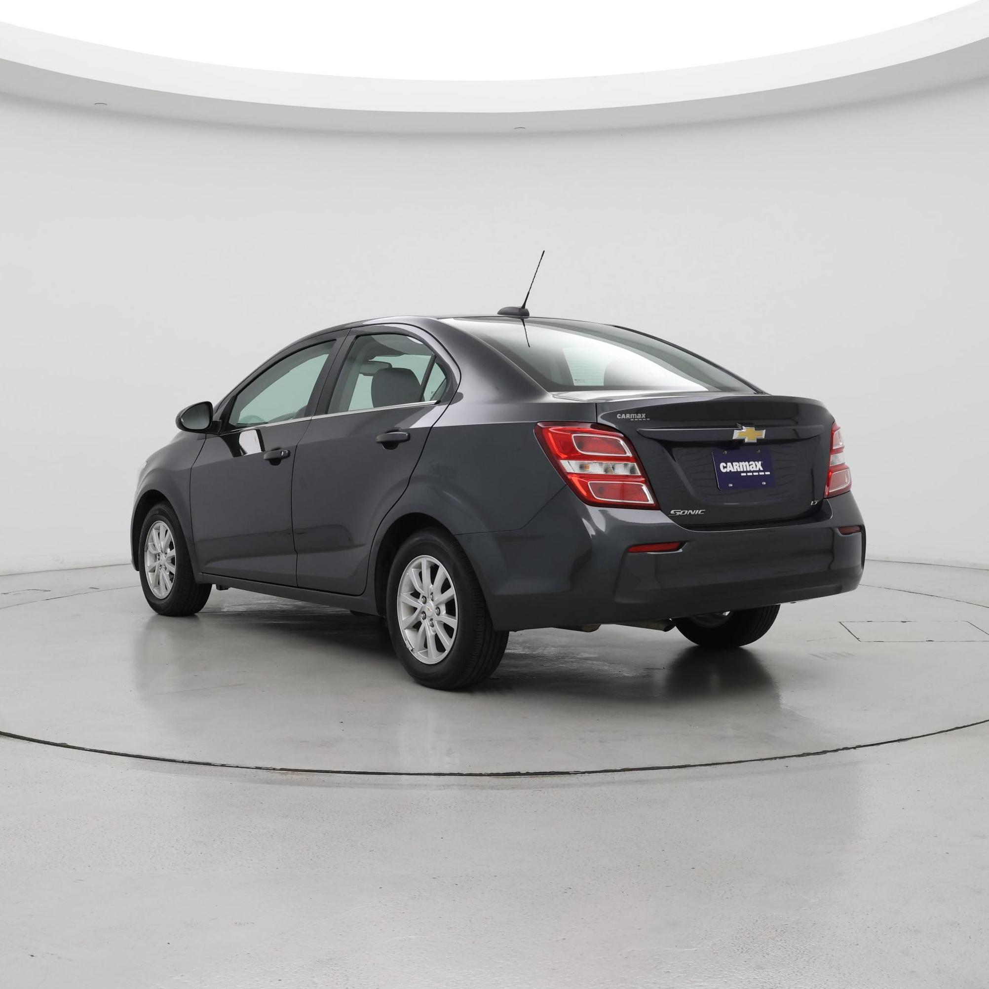Thumbnail: 2018 Chevrolet Sonic - 2