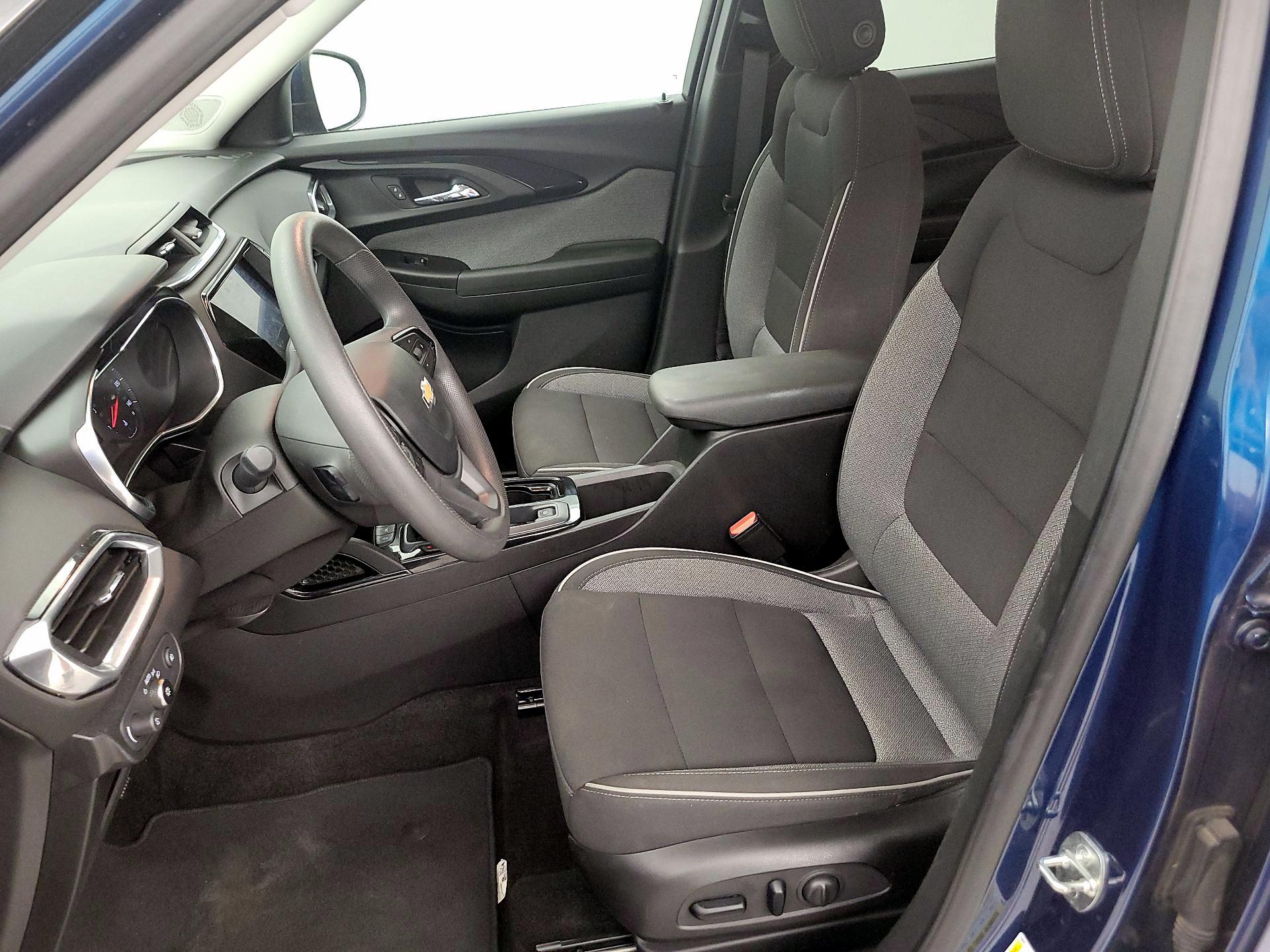 Thumbnail: 2021 Chevrolet TrailBlazer - 11