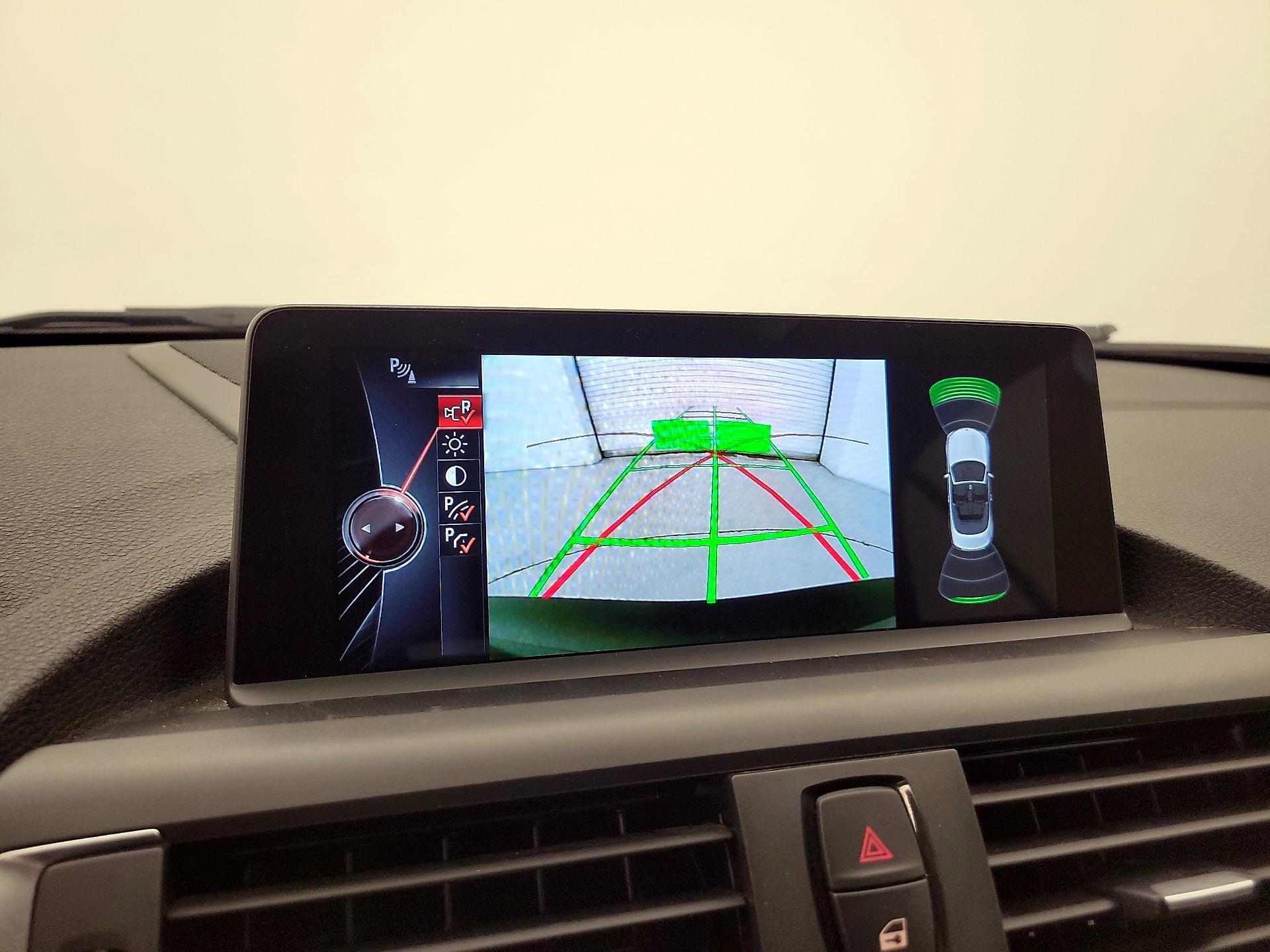 Thumbnail: 2016 BMW 2 Series - 15