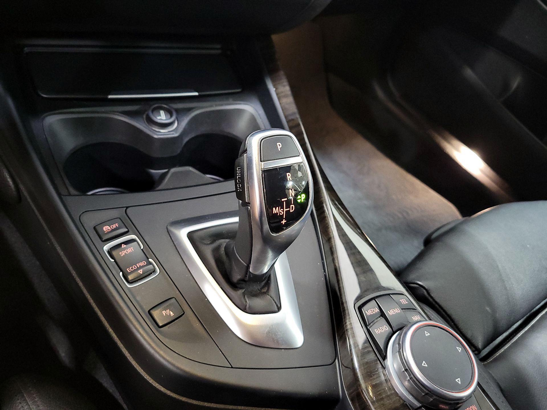Thumbnail: 2016 BMW 2 Series - 18