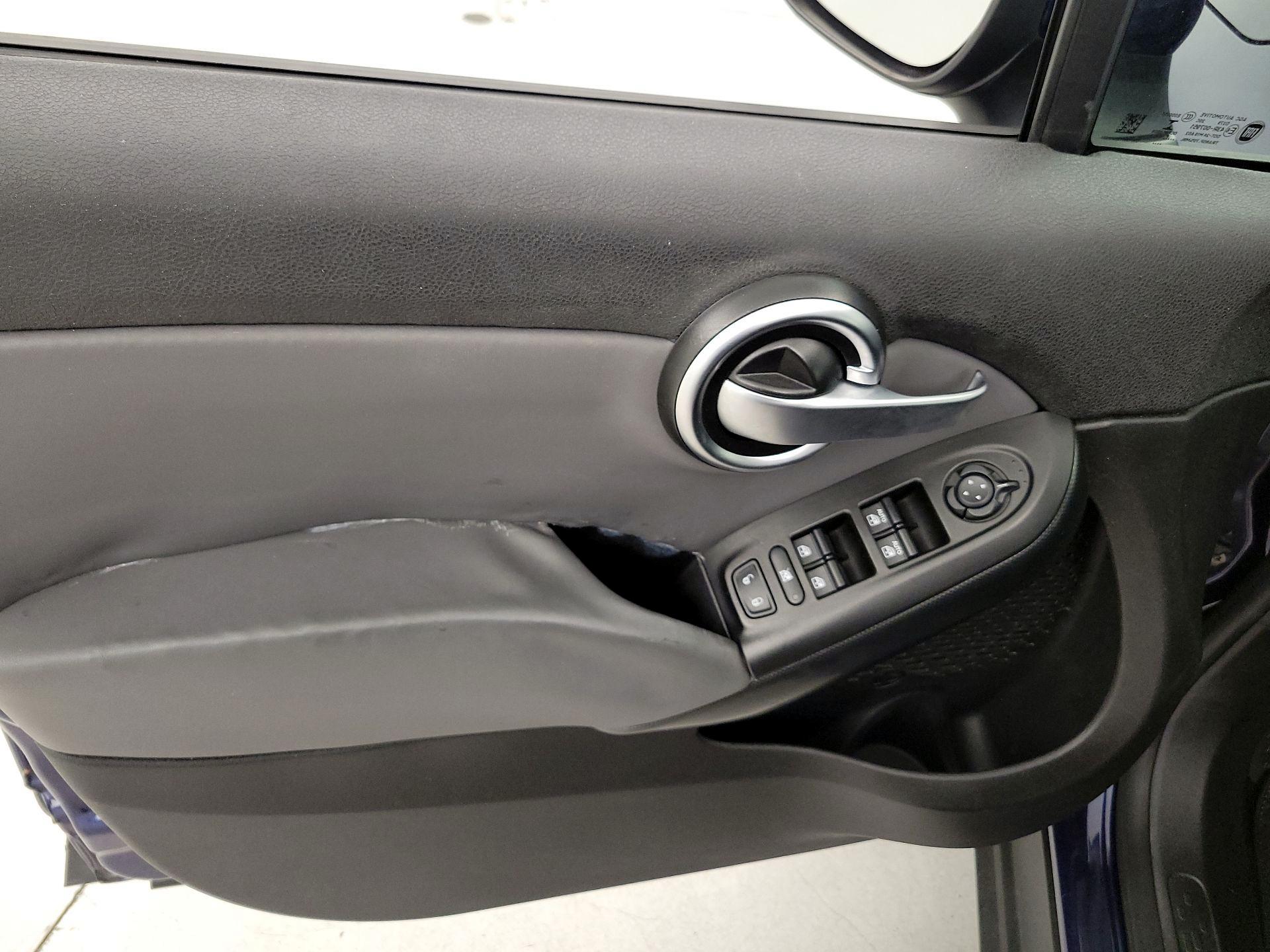 Thumbnail: 2016 Fiat 500X - 12