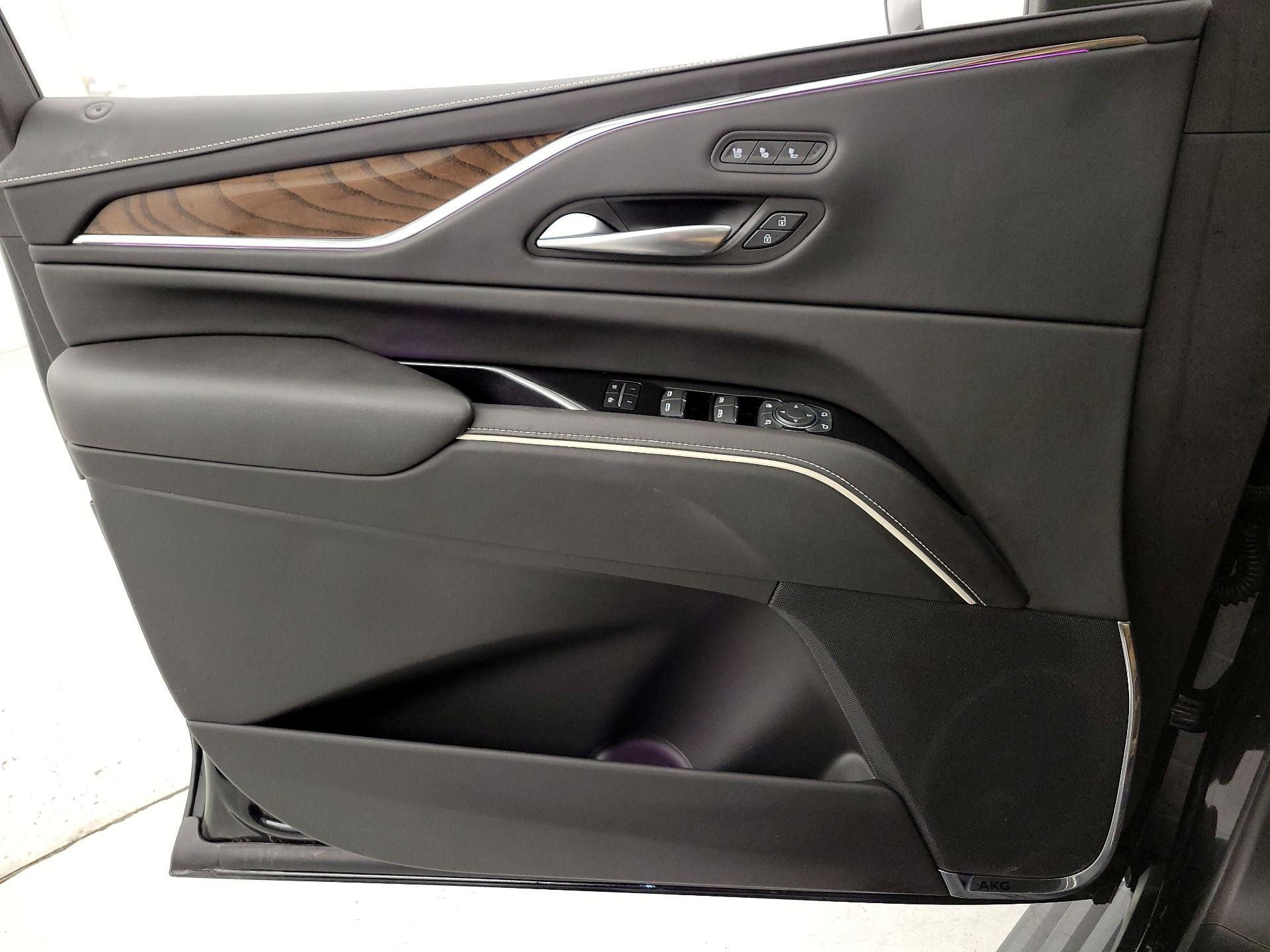 Thumbnail: 2023 Cadillac Escalade - 12
