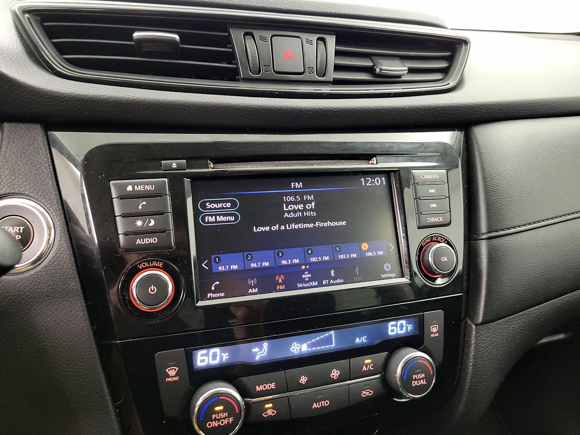 Thumbnail: 2018 Nissan Rogue - 15
