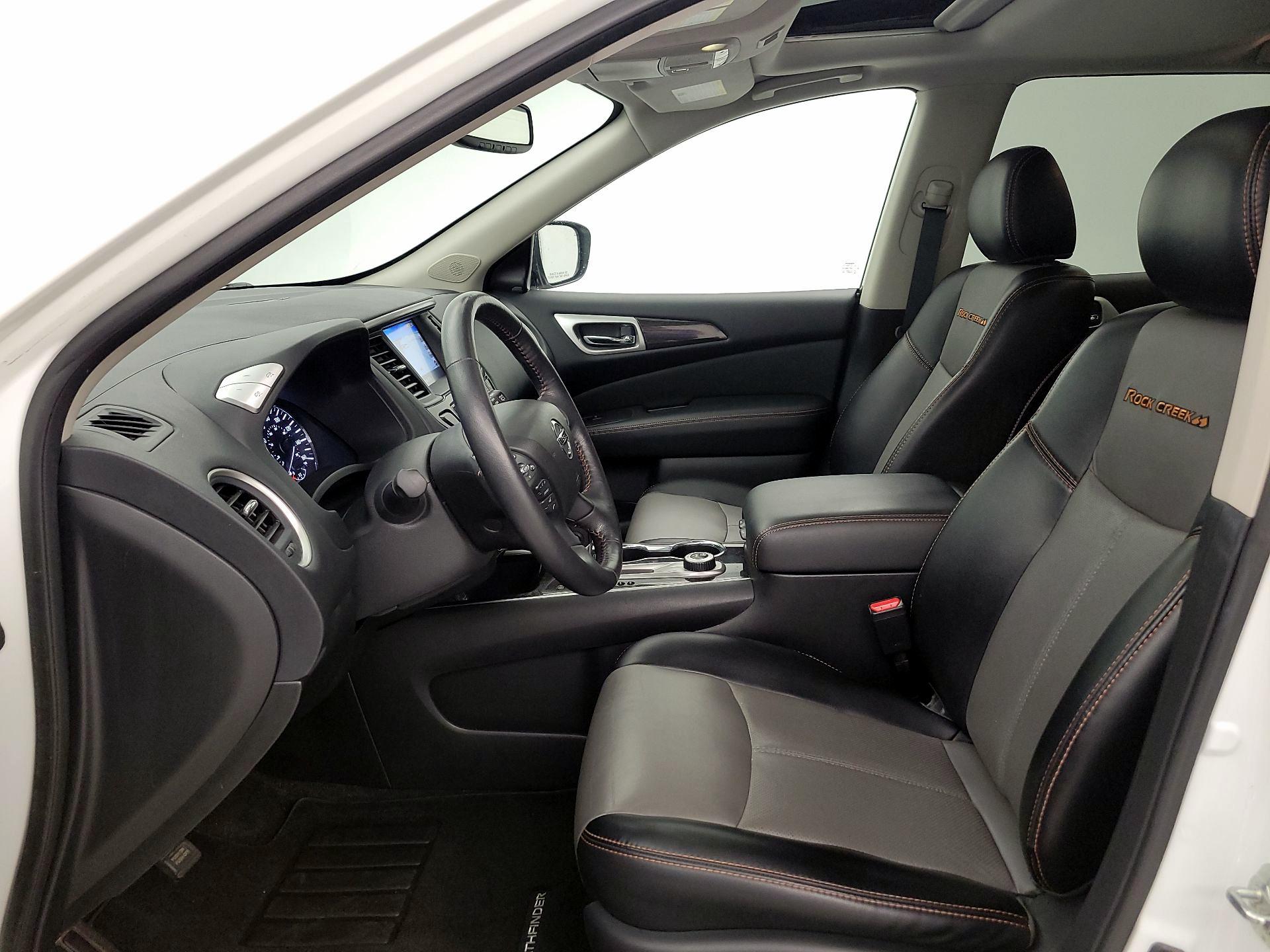 Thumbnail: 2020 Nissan Pathfinder - 11