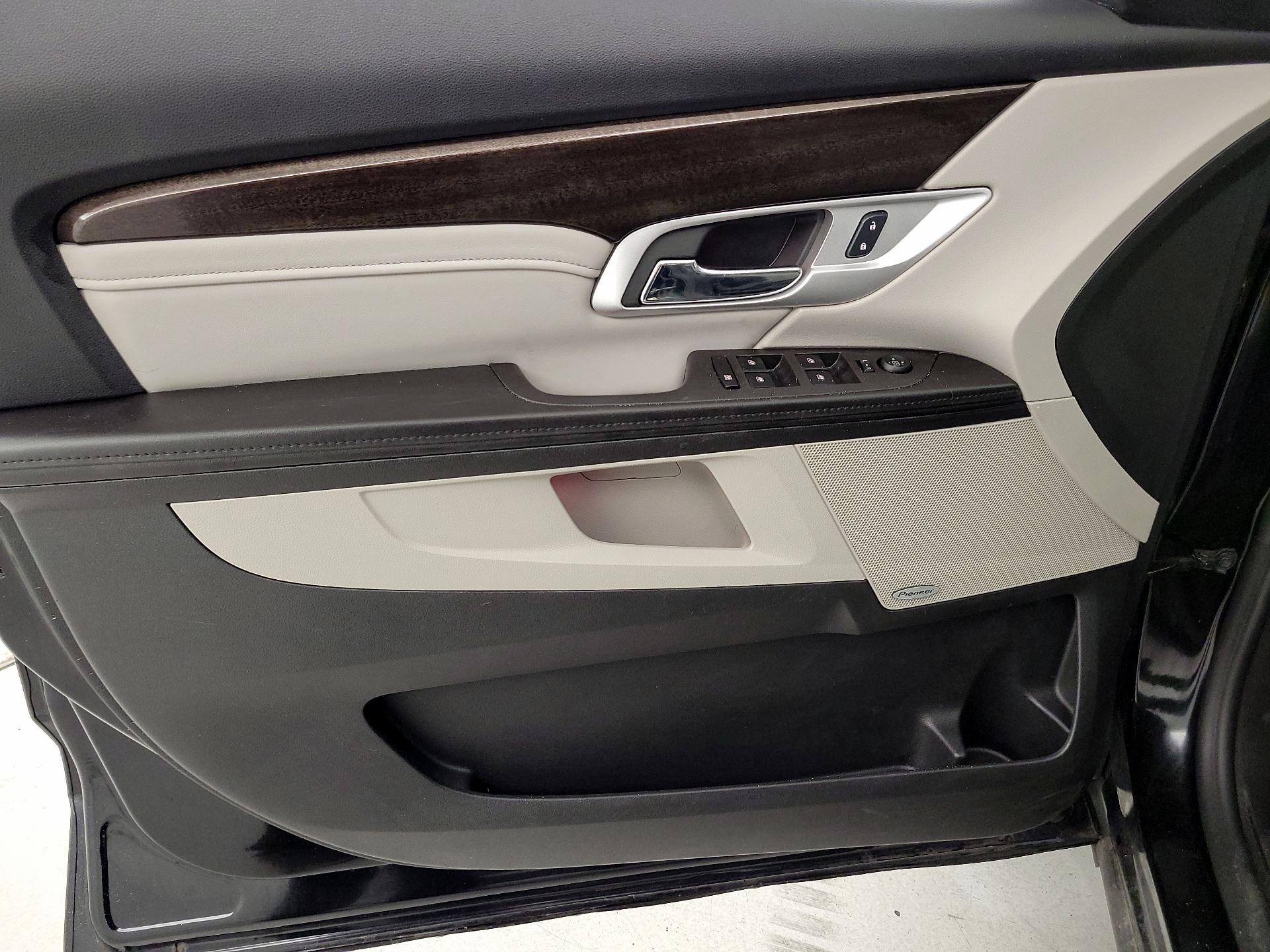 Thumbnail: 2016 GMC Terrain - 12
