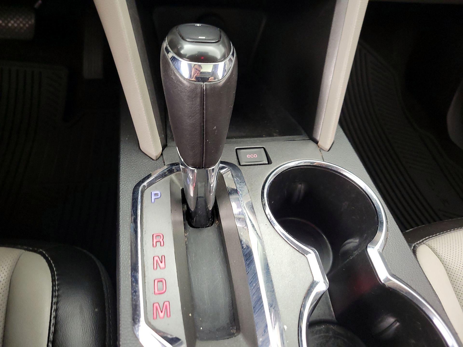 Thumbnail: 2016 GMC Terrain - 17