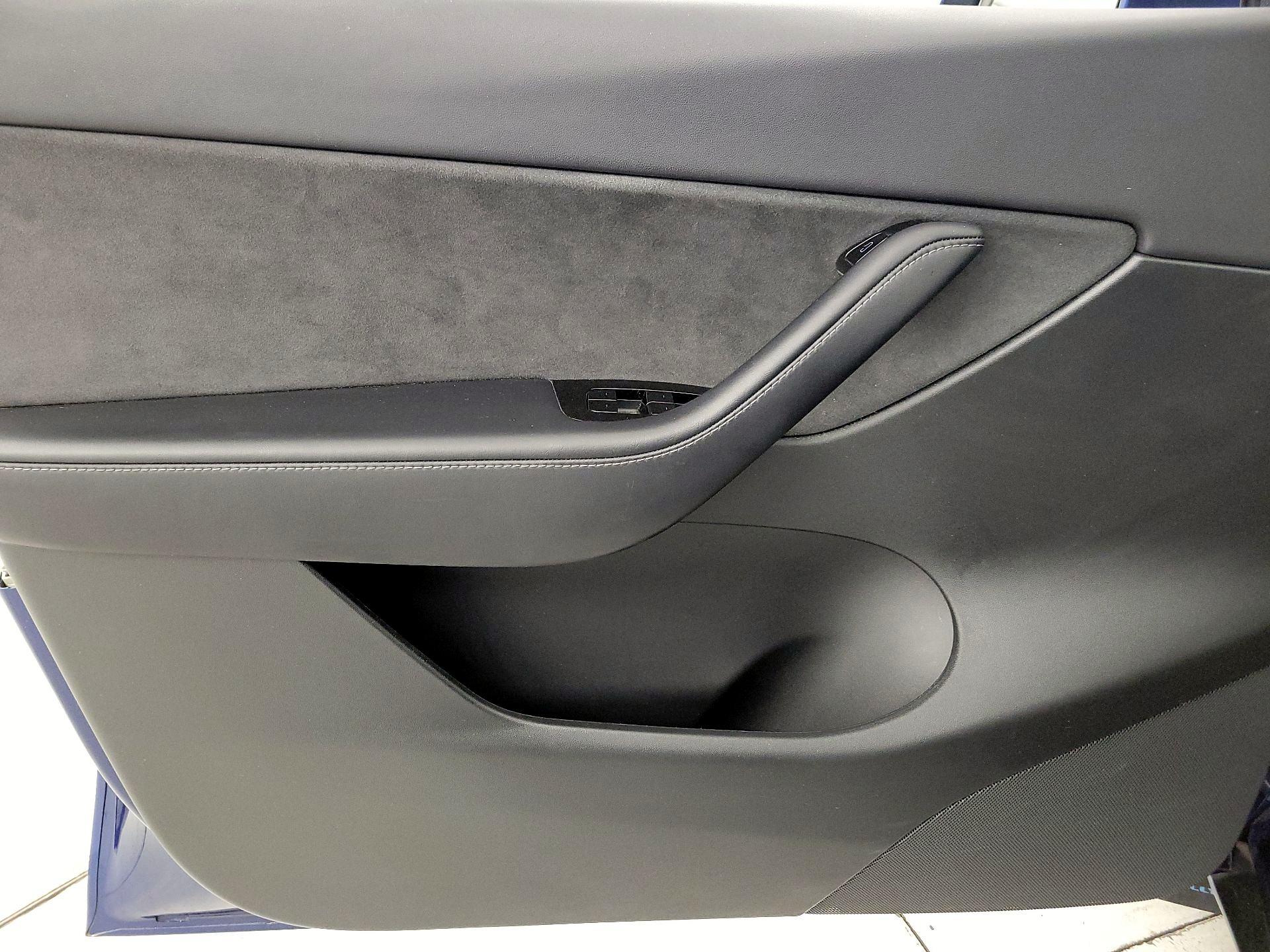 Thumbnail: 2021 Tesla Model Y - 12