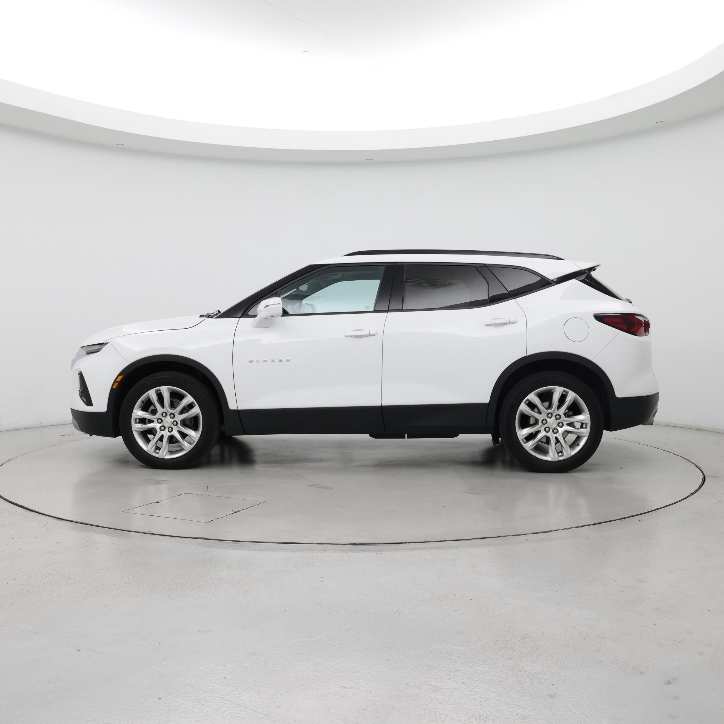 Thumbnail: 2020 Chevrolet Blazer - 3