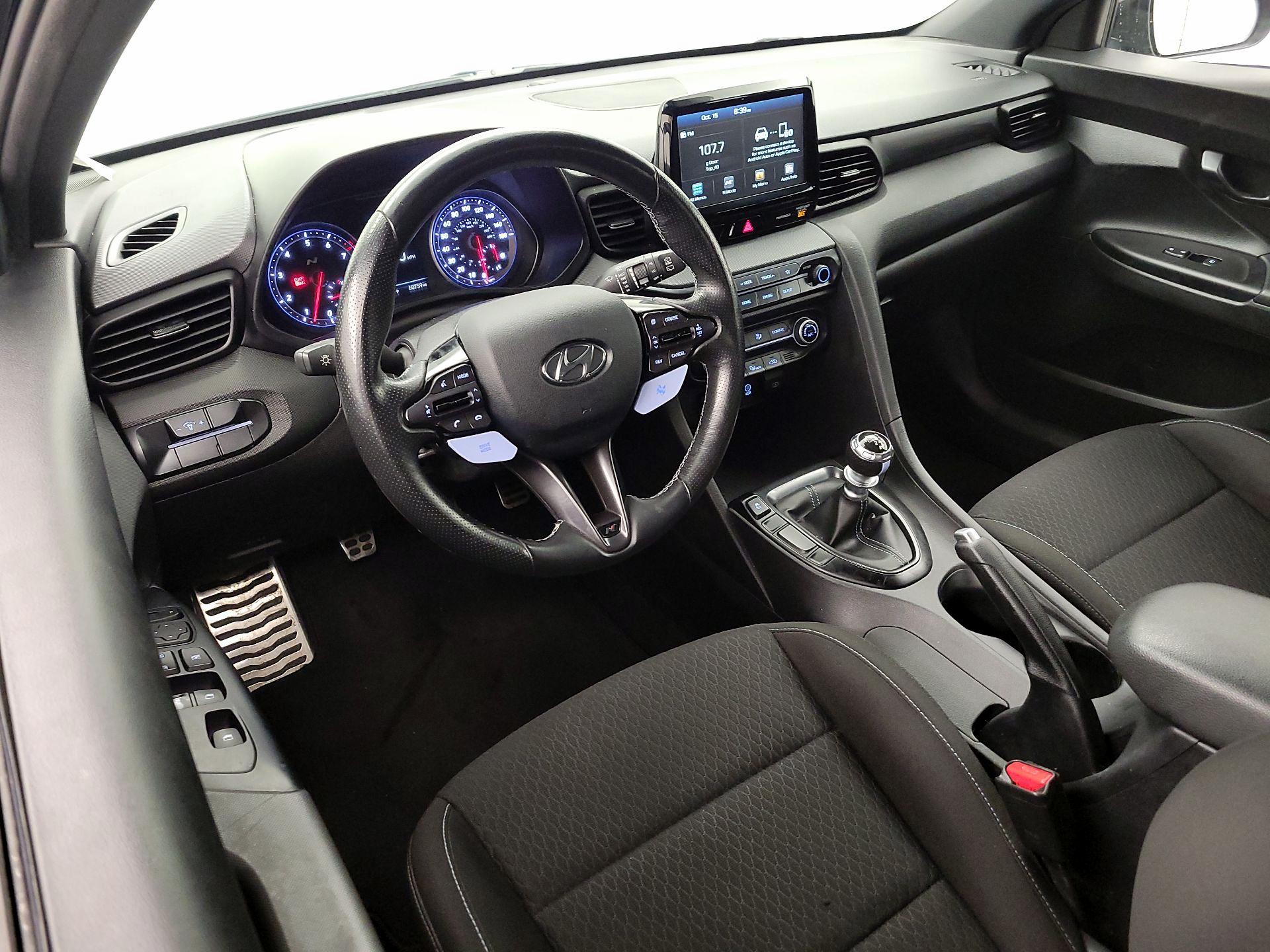 Thumbnail: 2020 Hyundai Veloster - 9