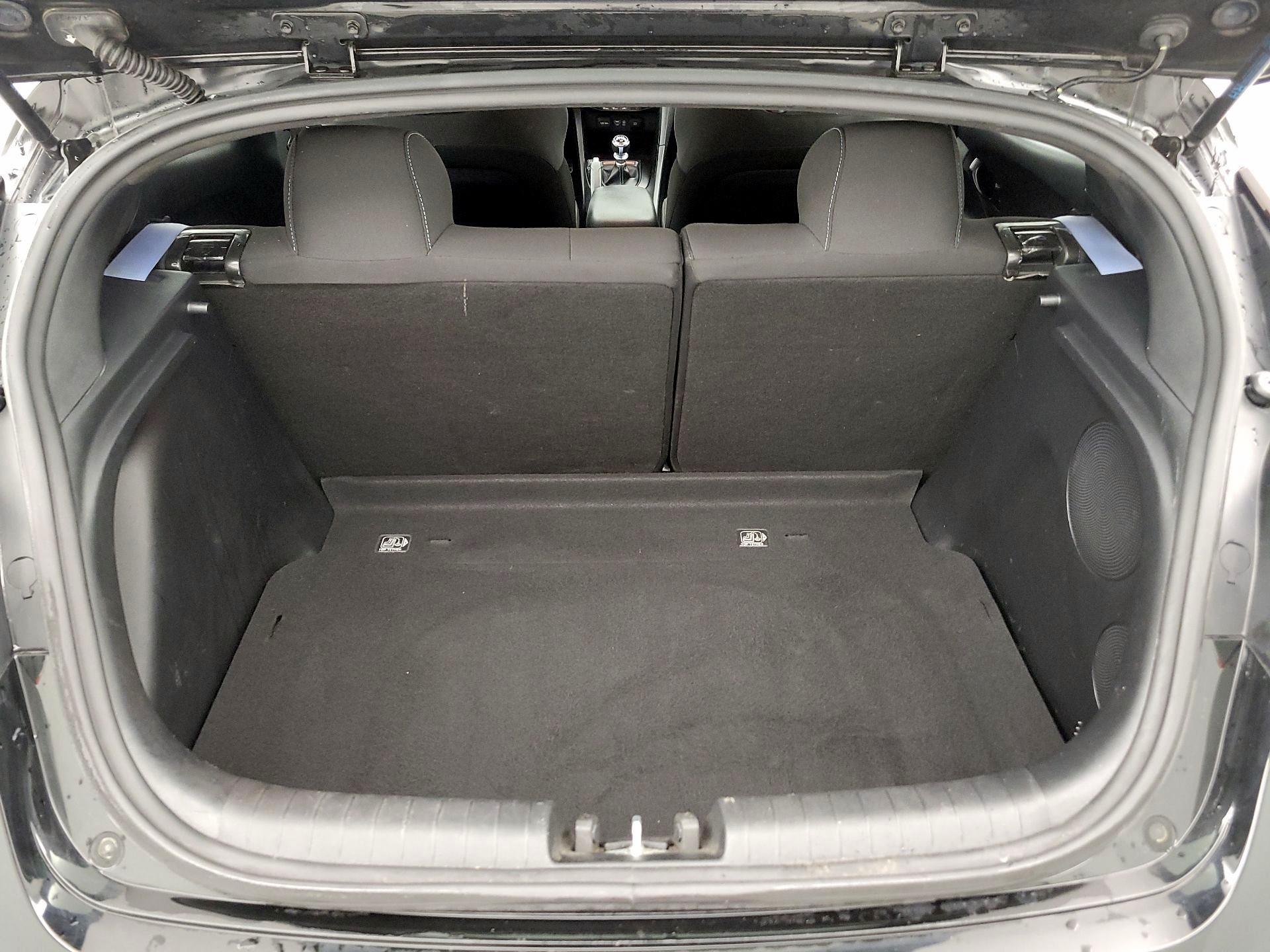 Thumbnail: 2020 Hyundai Veloster - 20