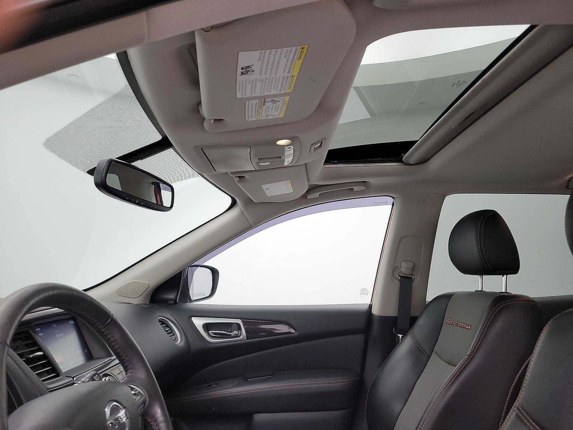 Thumbnail: 2020 Nissan Pathfinder - 20