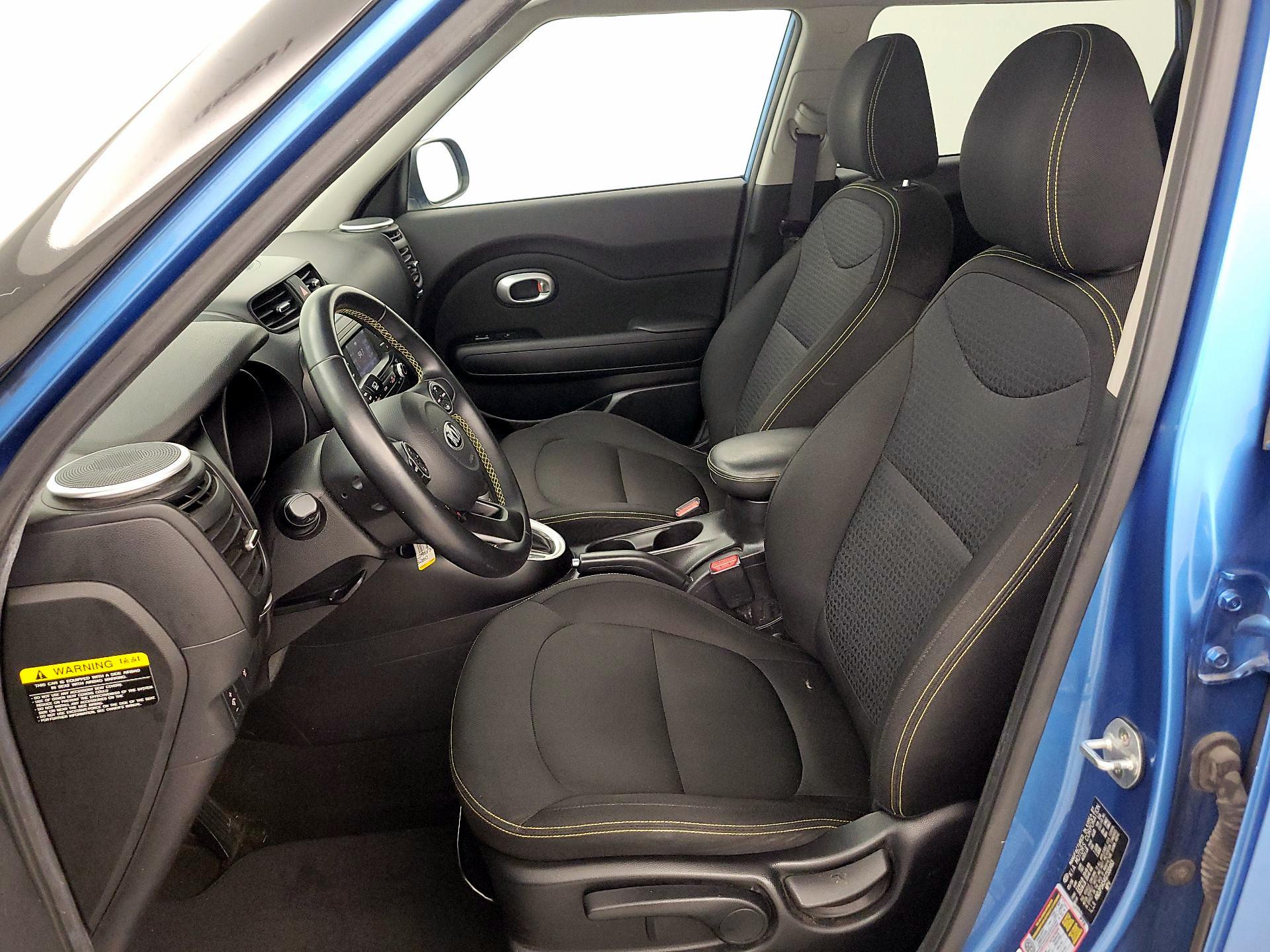 Thumbnail: 2016 Kia Soul - 11