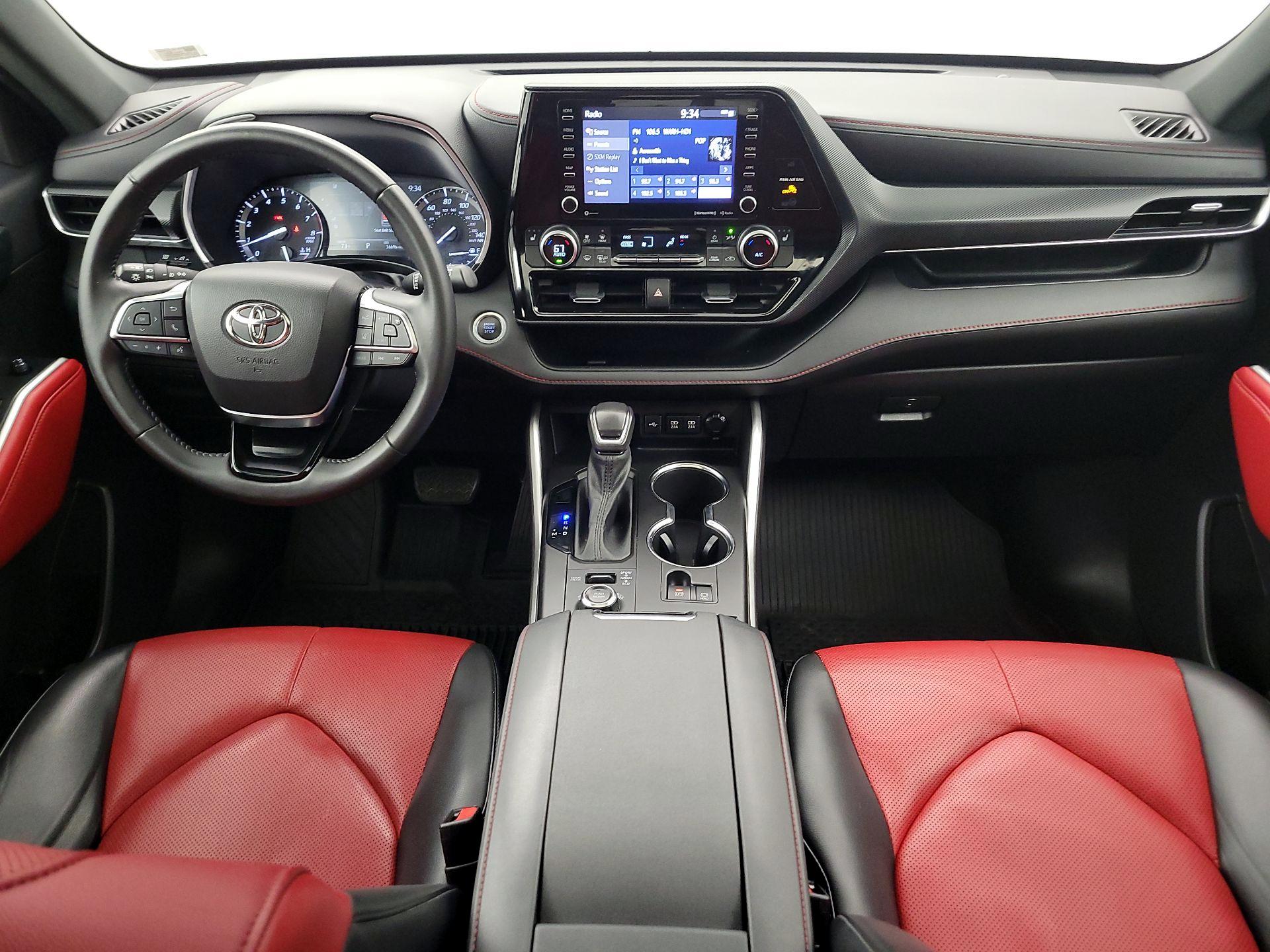 Thumbnail: 2021 Toyota Highlander - 9