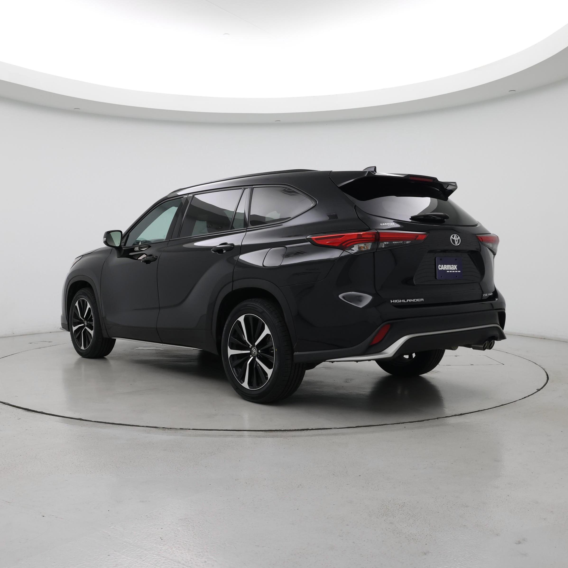 Thumbnail: 2021 Toyota Highlander - 2