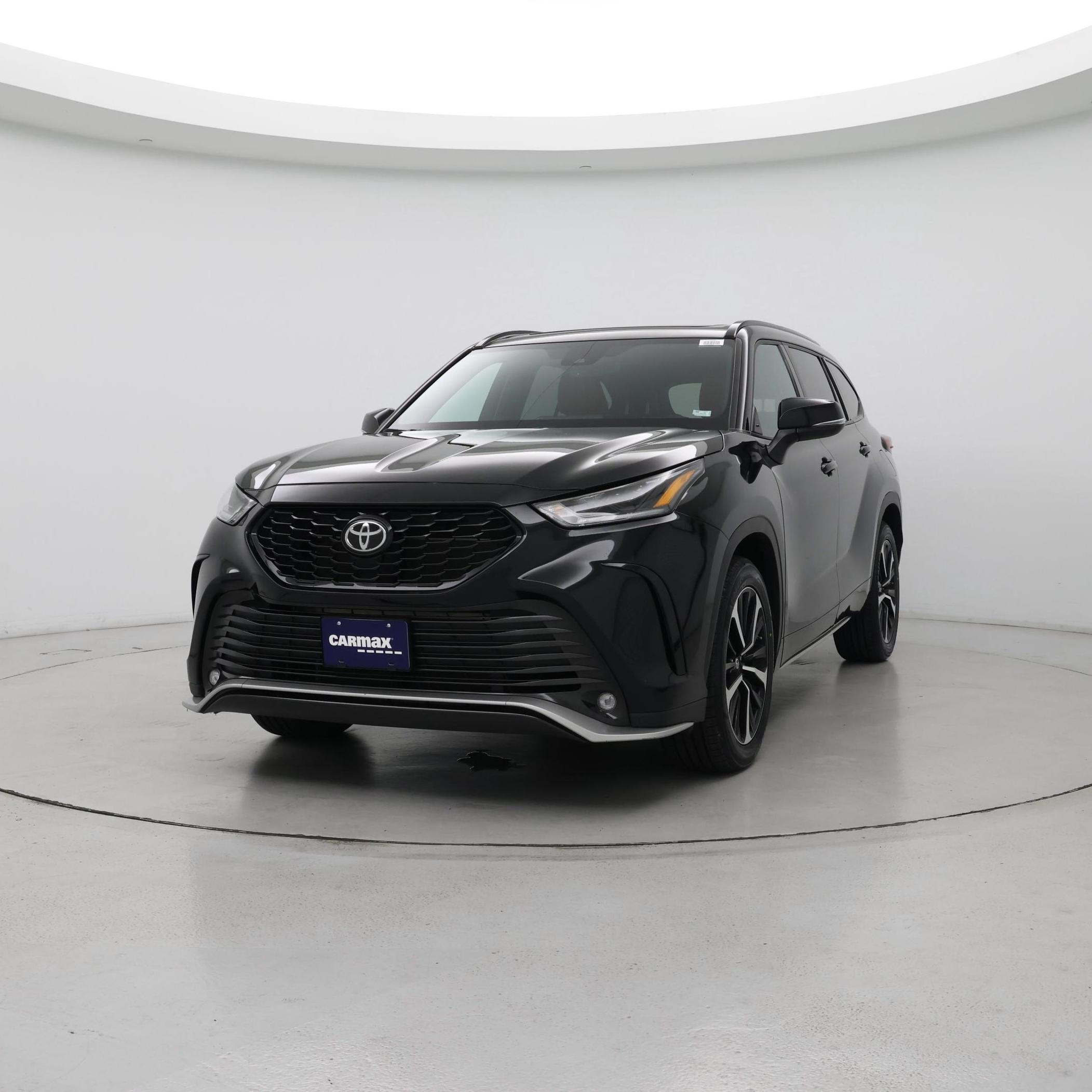 Thumbnail: 2021 Toyota Highlander - 4