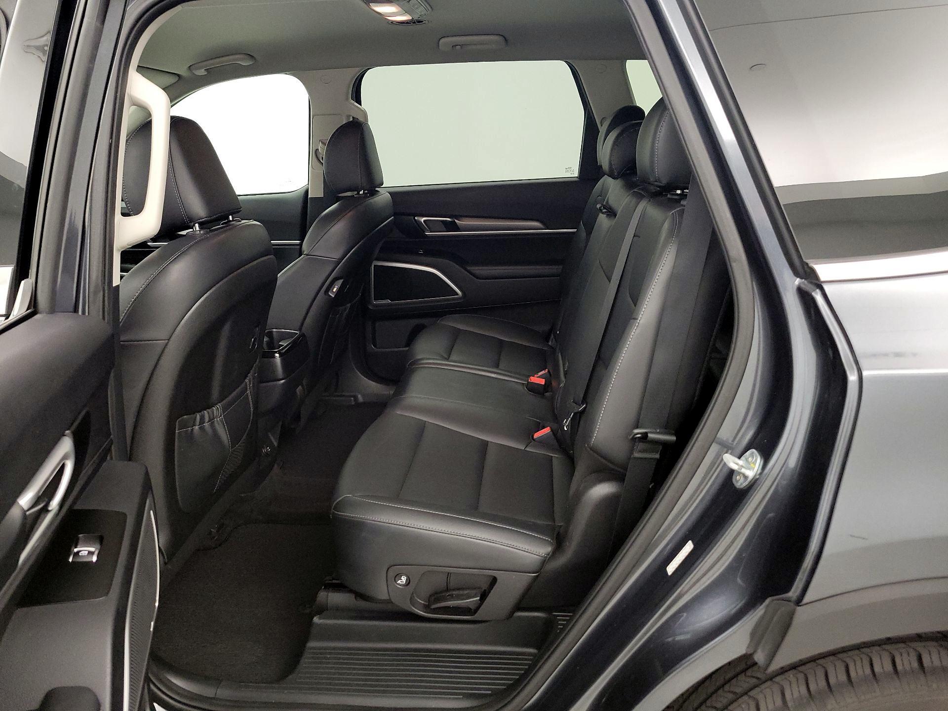 Thumbnail: 2021 Kia Telluride - 19