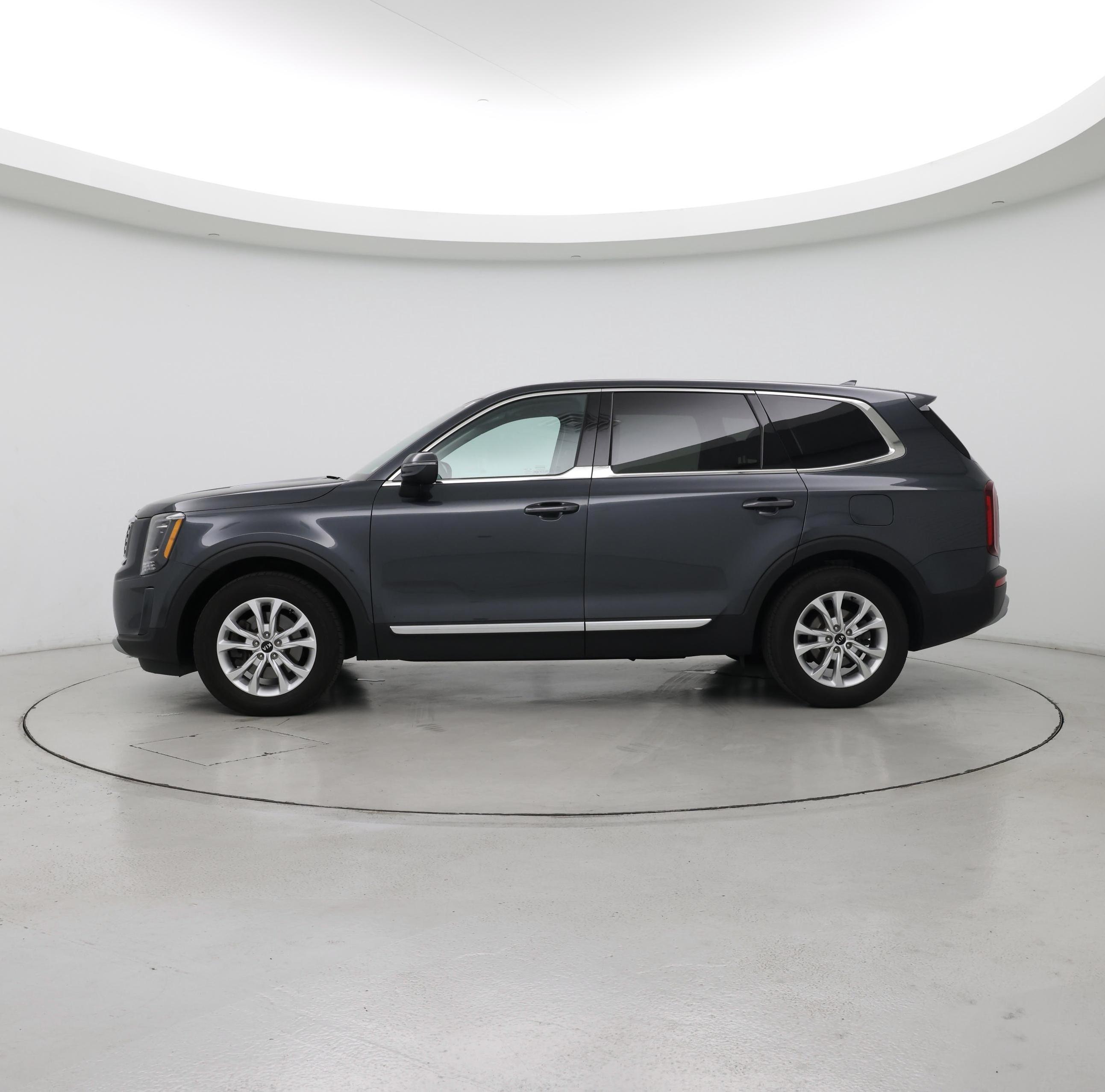 Thumbnail: 2021 Kia Telluride - 3