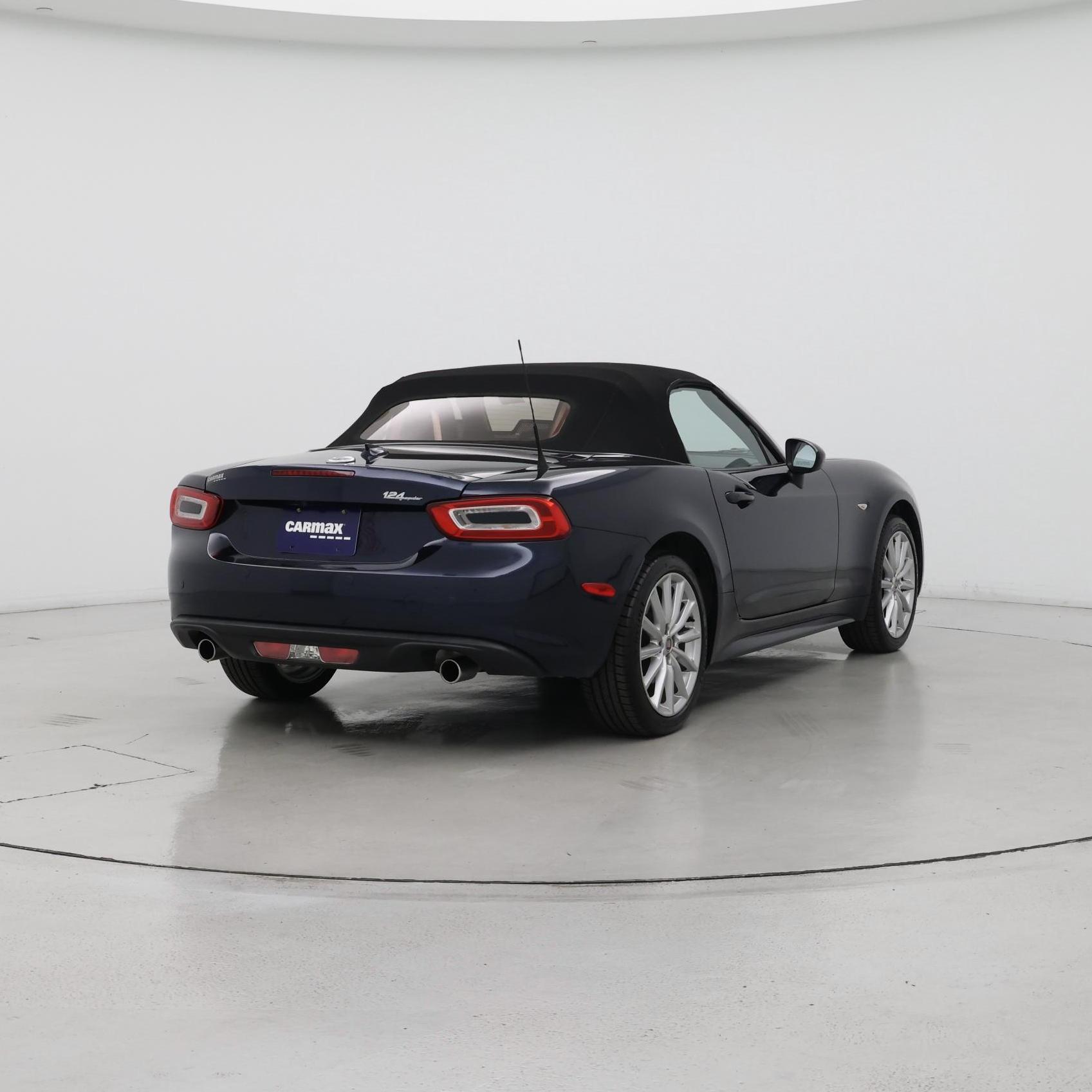 Thumbnail: 2018 Fiat 124 Spider - 8