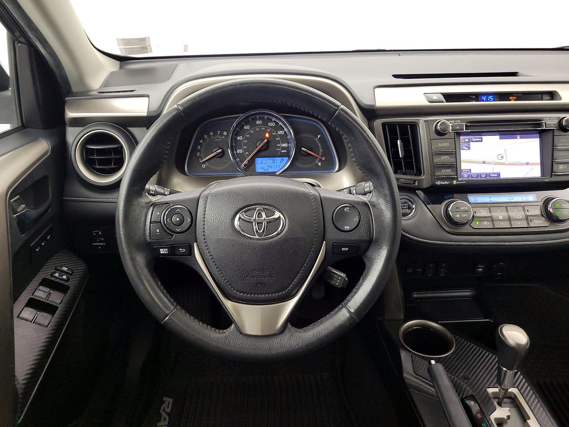 Thumbnail: 2015 Toyota RAV4 - 10