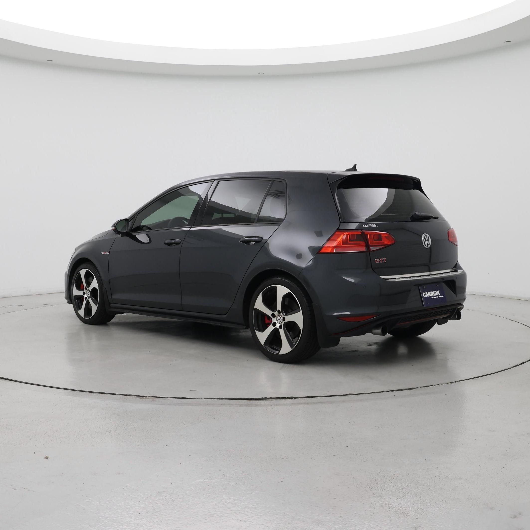 Thumbnail: 2016 Volkswagen Golf - 2