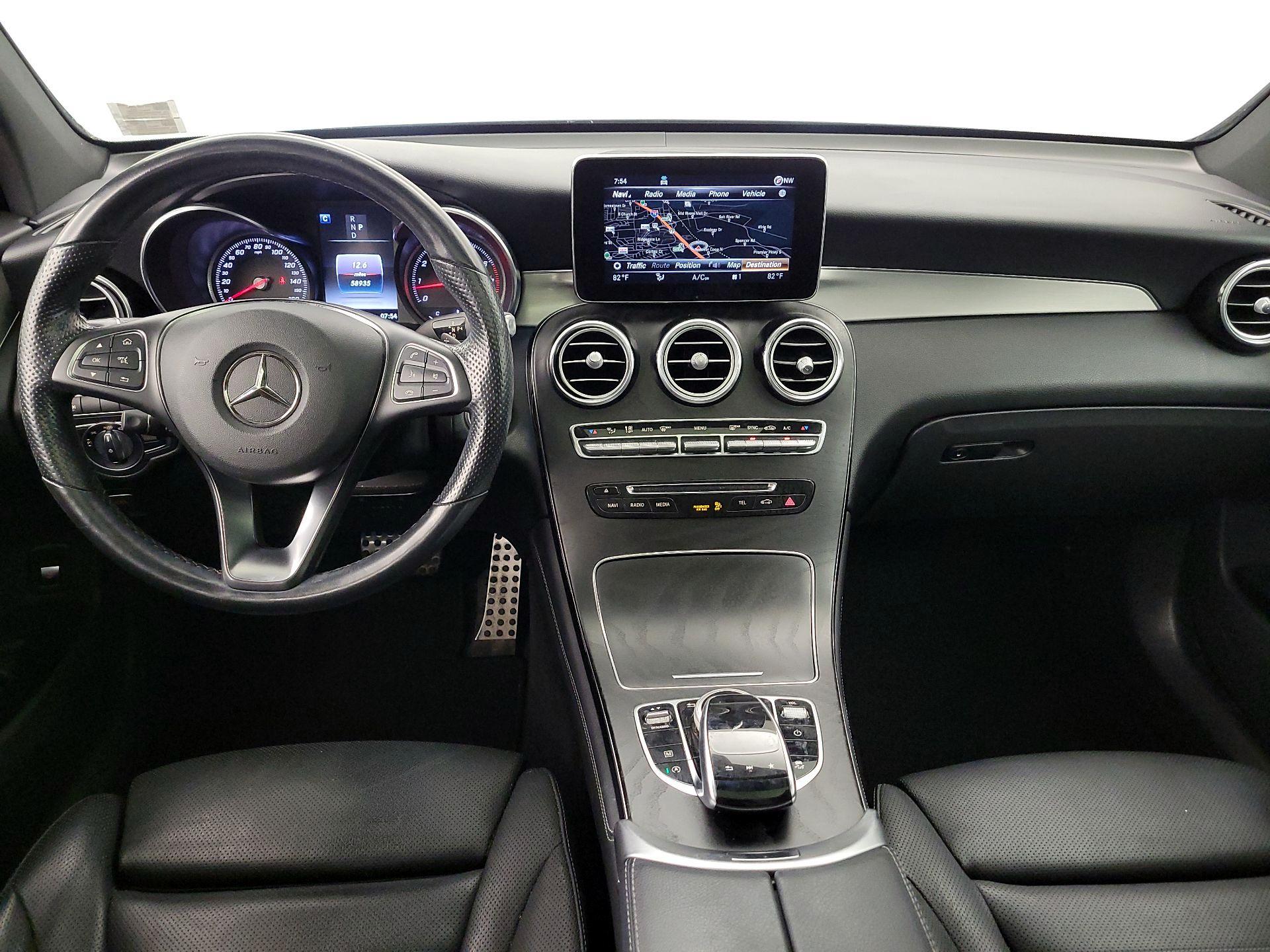 Thumbnail: 2019 Mercedes-Benz GLC - 9