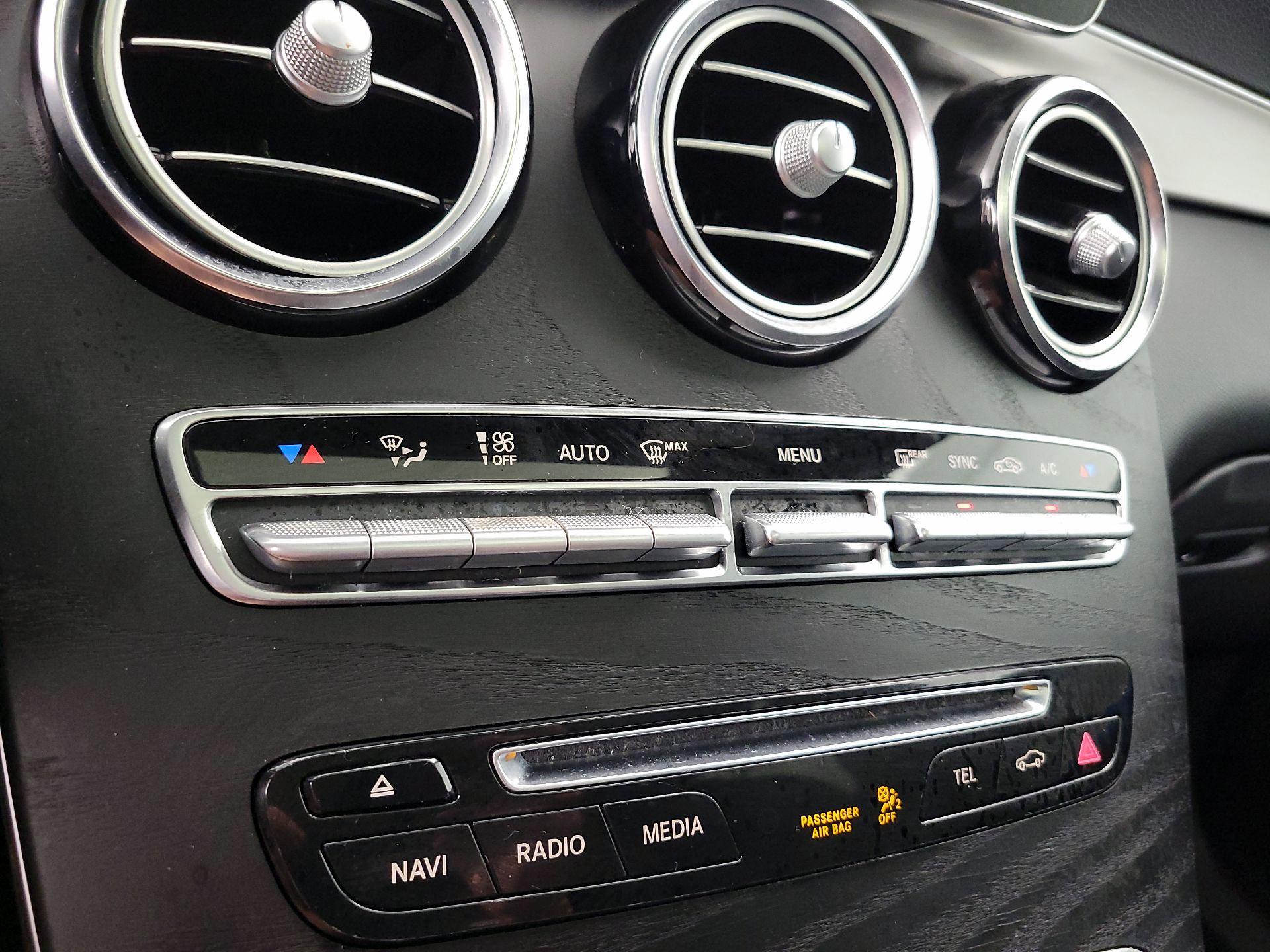 Thumbnail: 2019 Mercedes-Benz GLC - 17