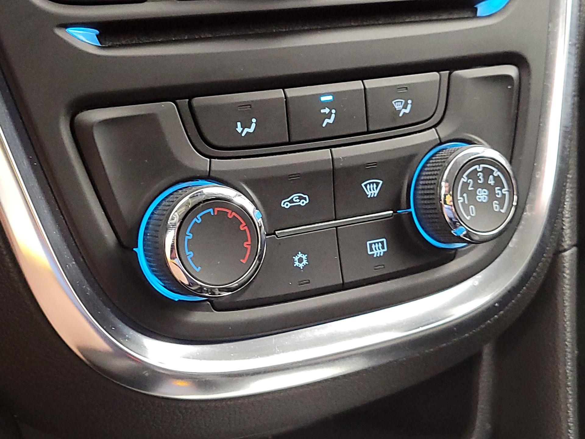 Thumbnail: 2015 Buick Encore - 16