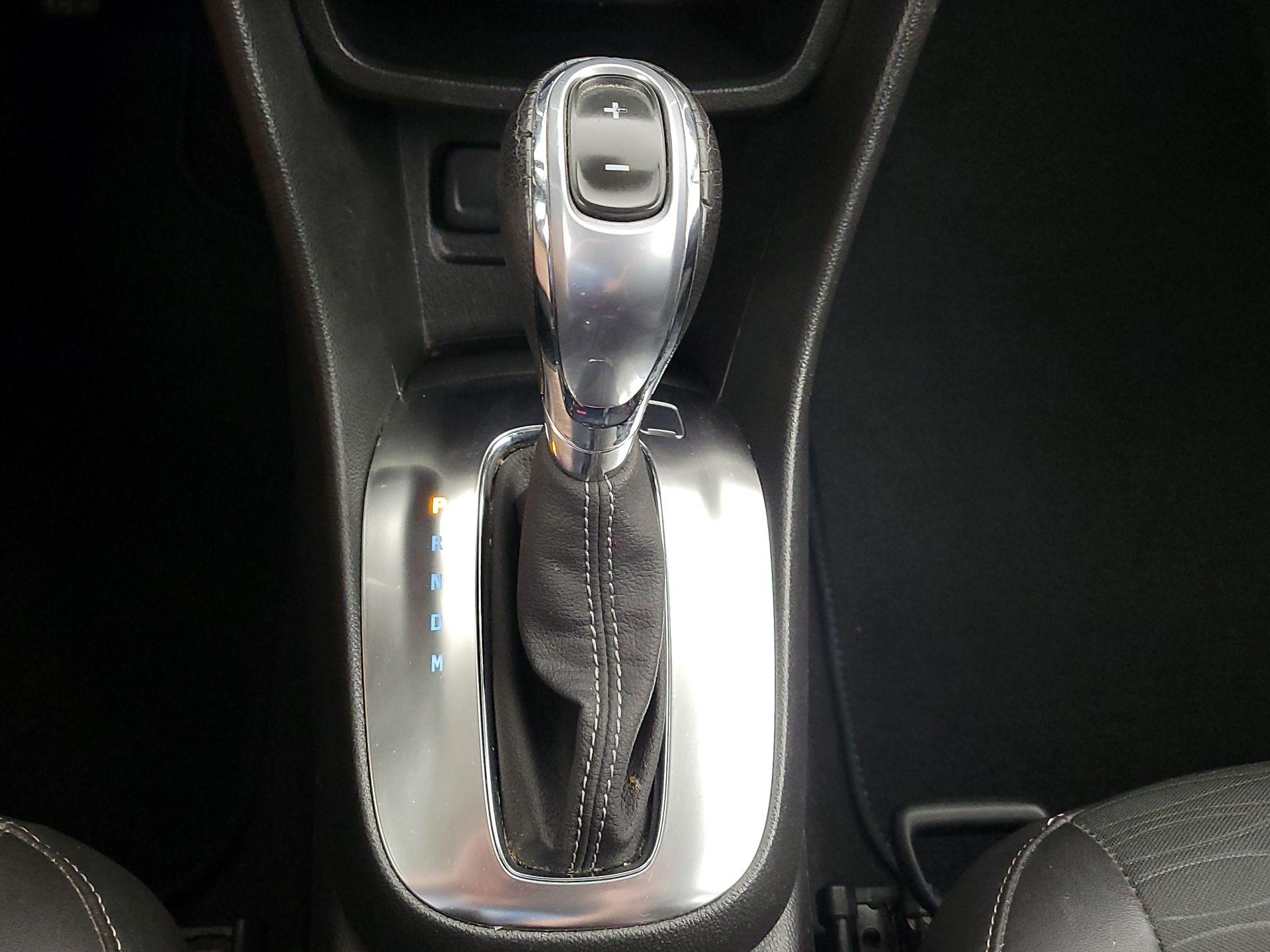 Thumbnail: 2015 Buick Encore - 17