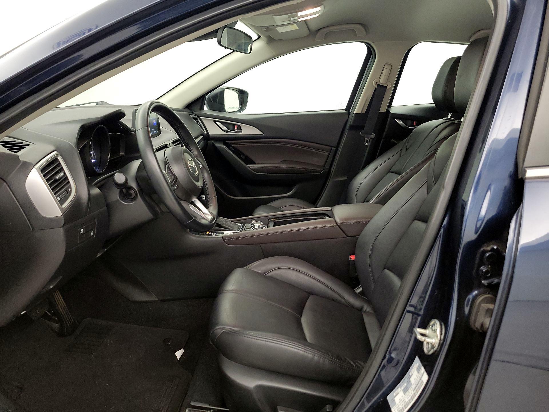 Thumbnail: 2017 Mazda Mazda3 - 11