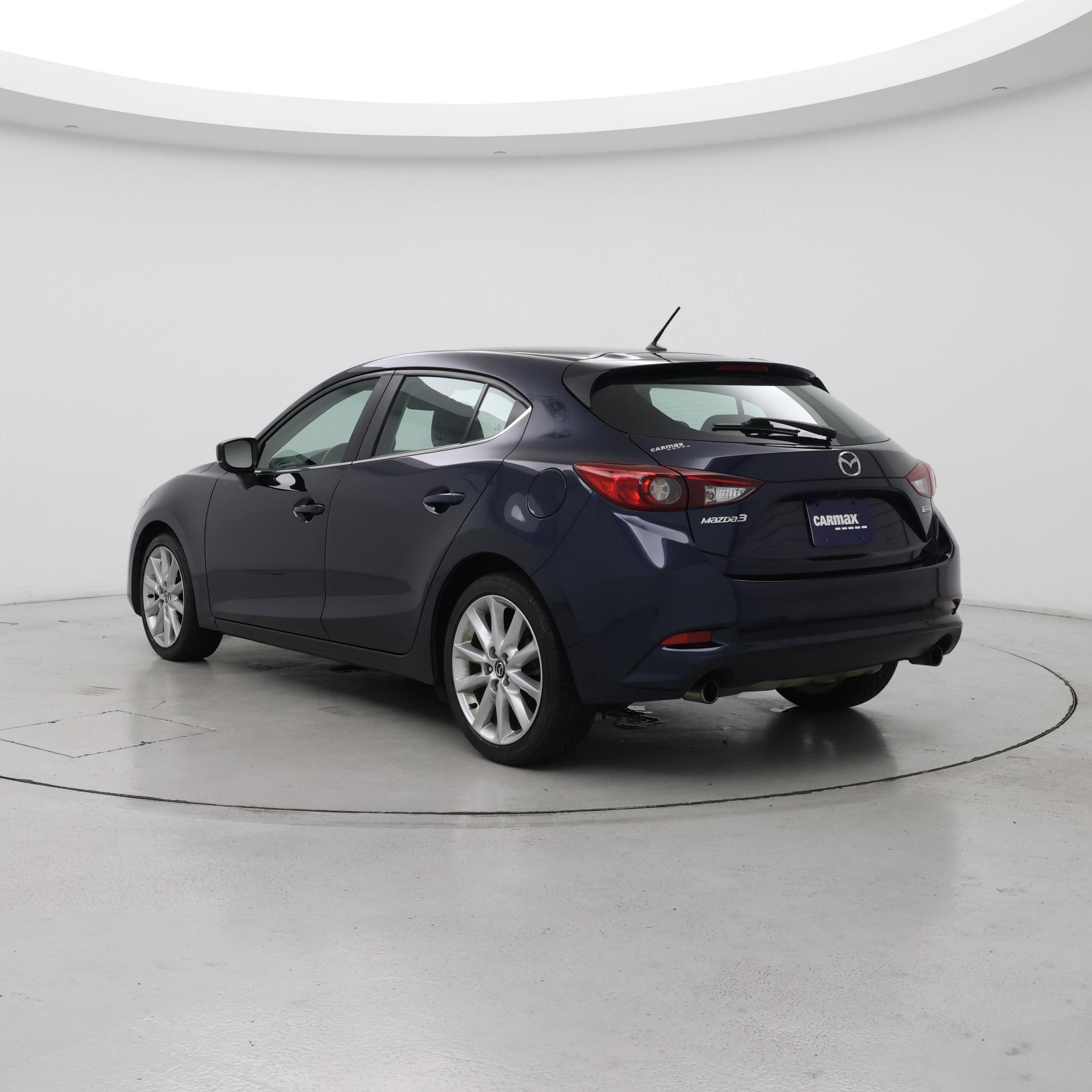 Thumbnail: 2017 Mazda Mazda3 - 2