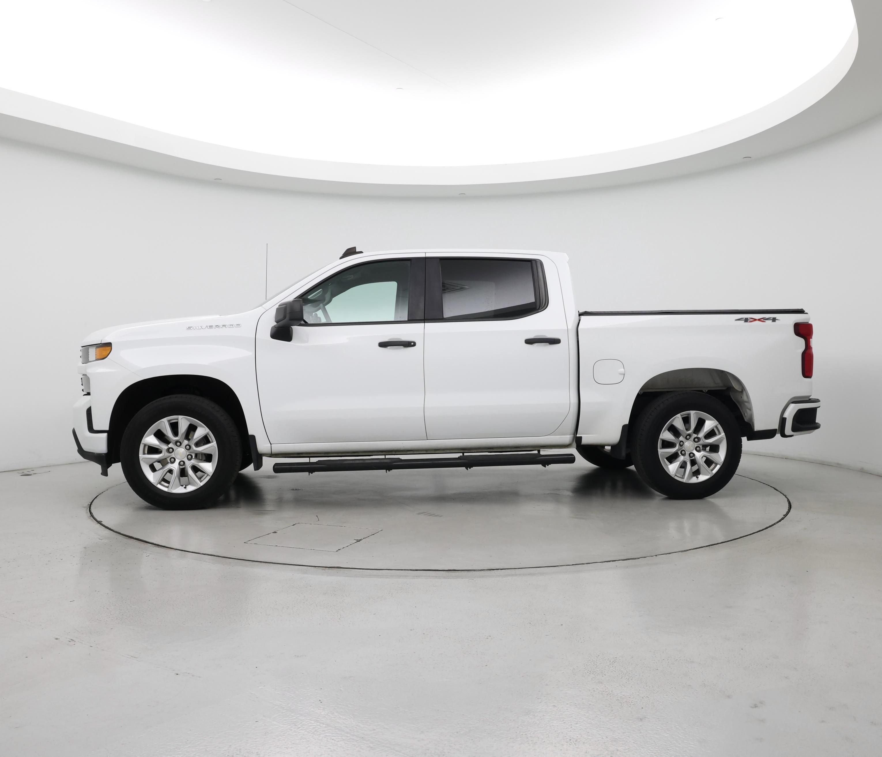 Thumbnail: 2021 Chevrolet Silverado 1500 - 3