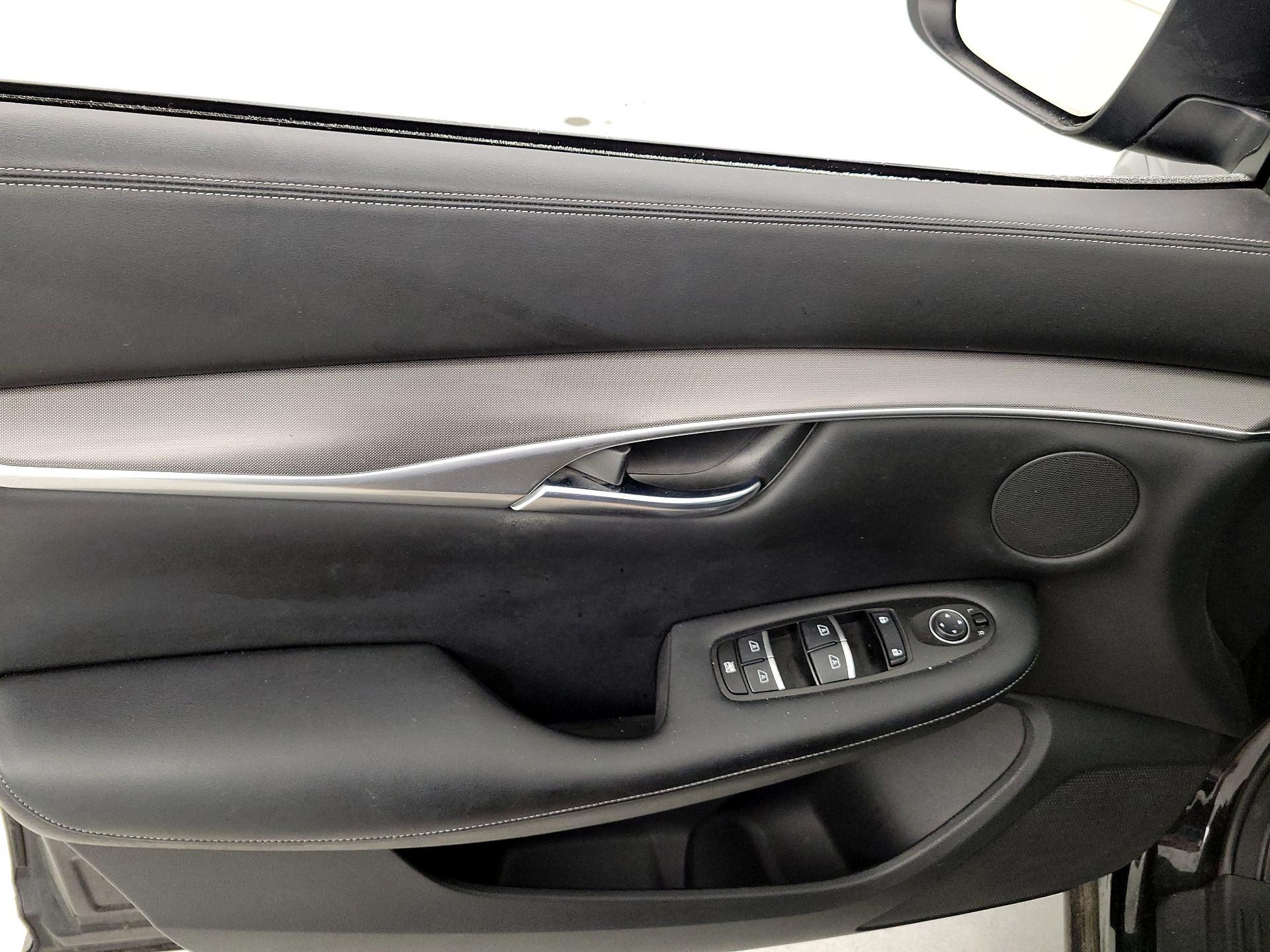 Thumbnail: 2021 INFINITI QX50 - 12