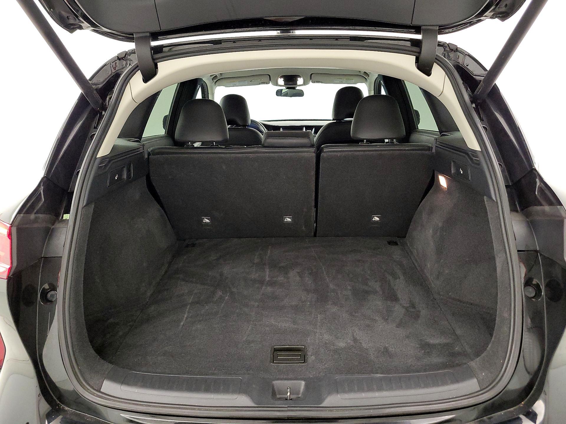 Thumbnail: 2021 INFINITI QX50 - 20