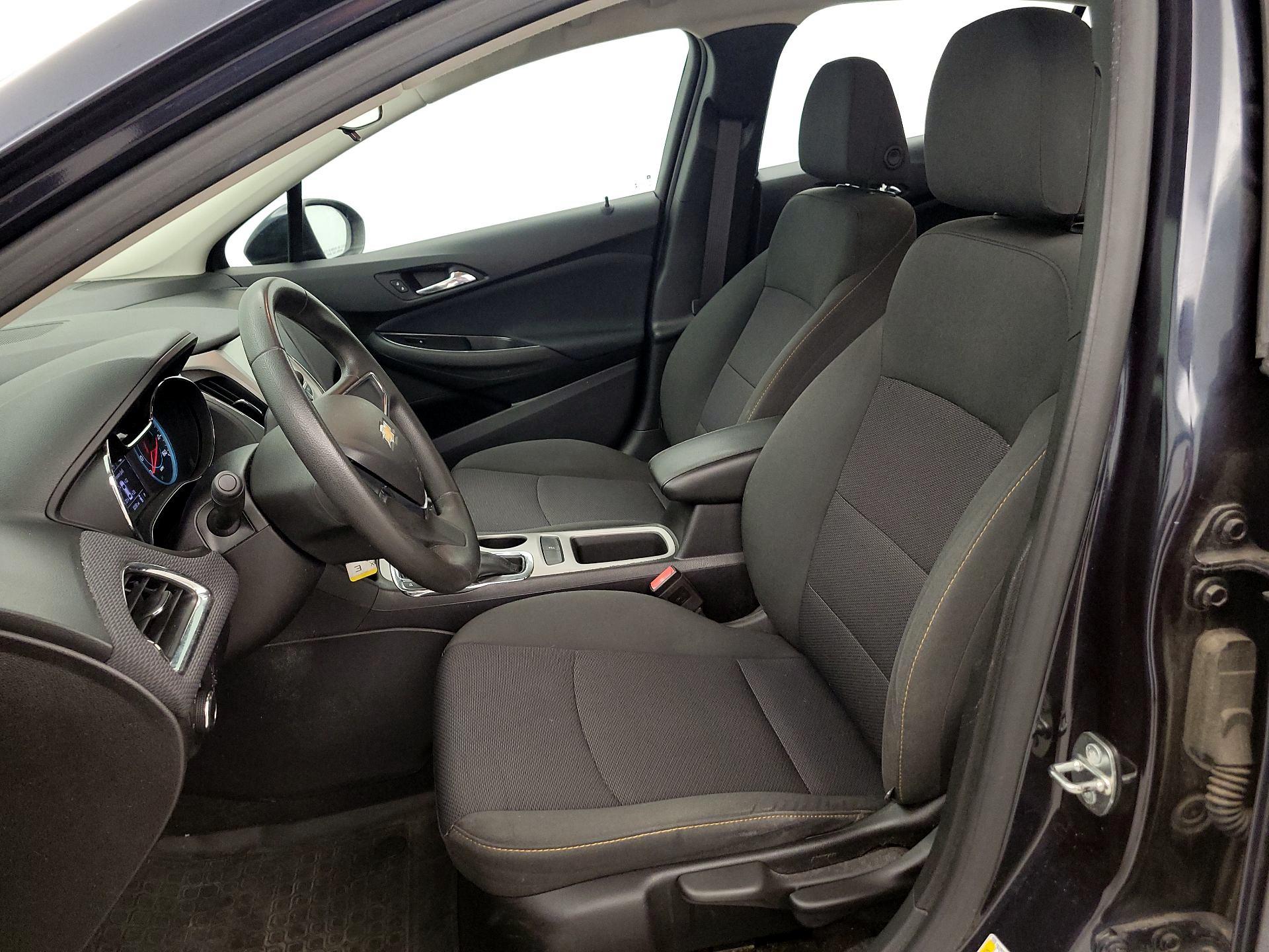 Thumbnail: 2016 Chevrolet Cruze - 11