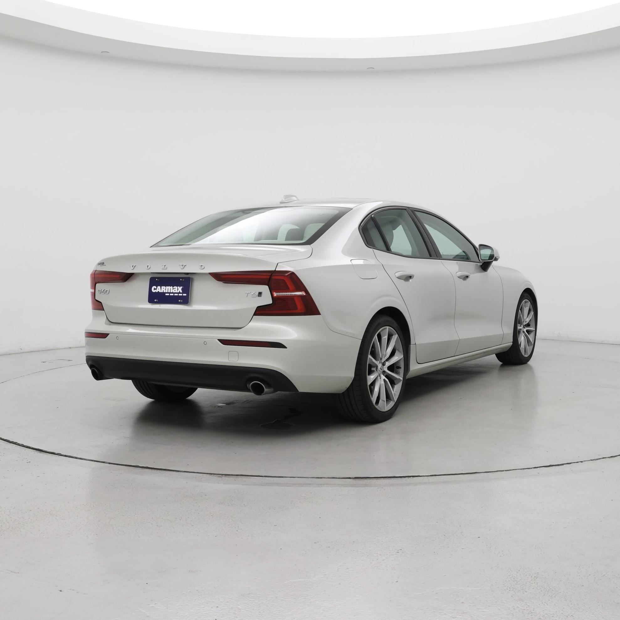 Thumbnail: 2019 Volvo S60 - 8