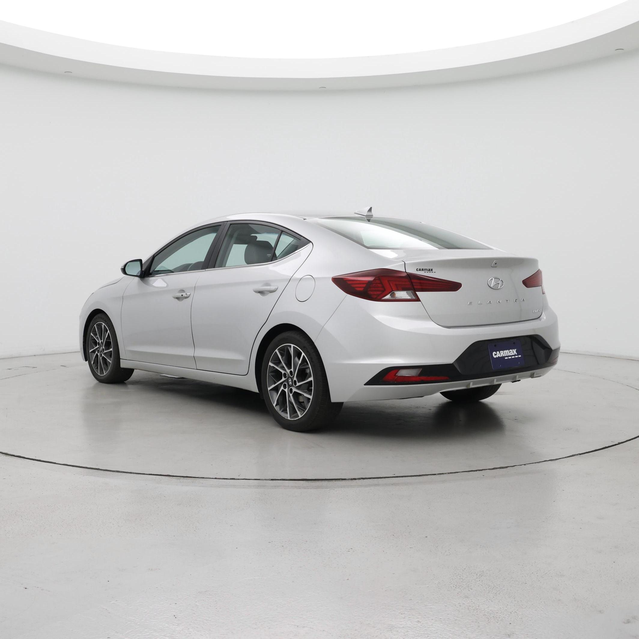 Thumbnail: 2019 Hyundai Elantra - 2